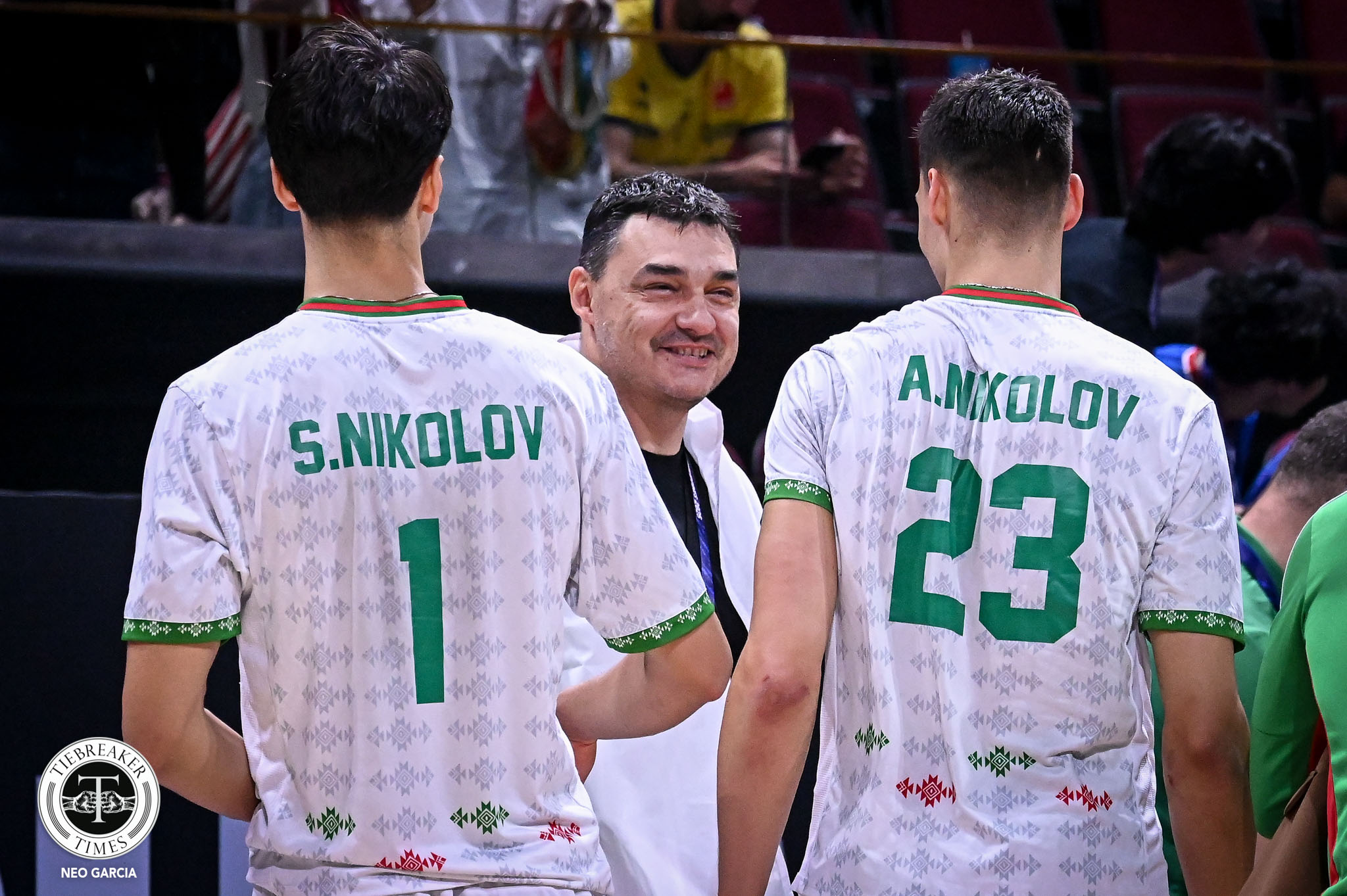 Hai anh em gây bão ở Giải bóng chuyền thế giới - Ảnh 5.