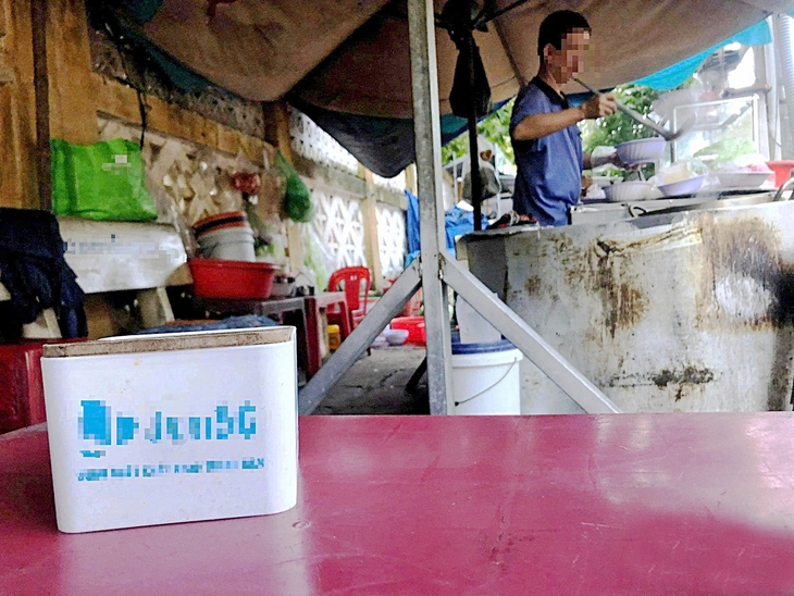 Từ hộp khăn giấy đến đường dây đánh bạc 88.000 tỉ đồng - Ảnh 1.