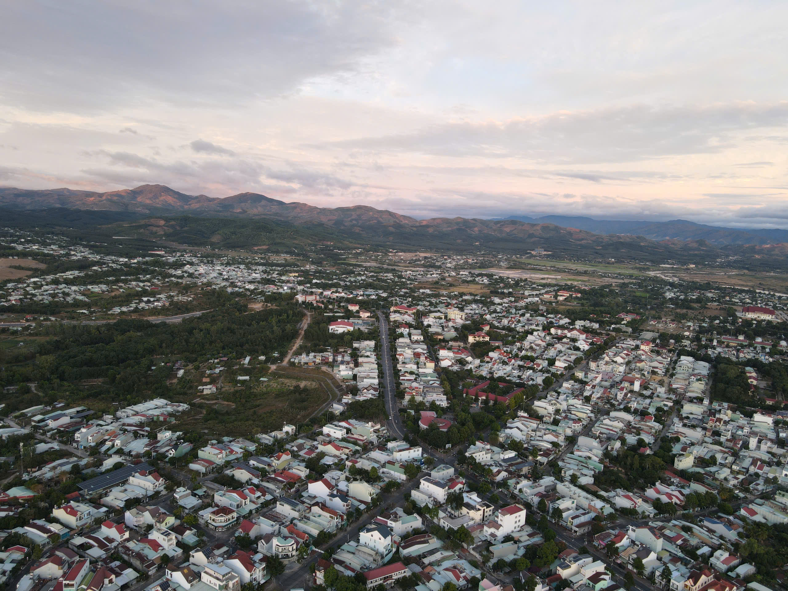 Quảng Ngãi báo cáo Thủ tướng, xin hủy dự án hơn 800 tỉ đồng ở TP Kon Tum cũ - Ảnh 1.