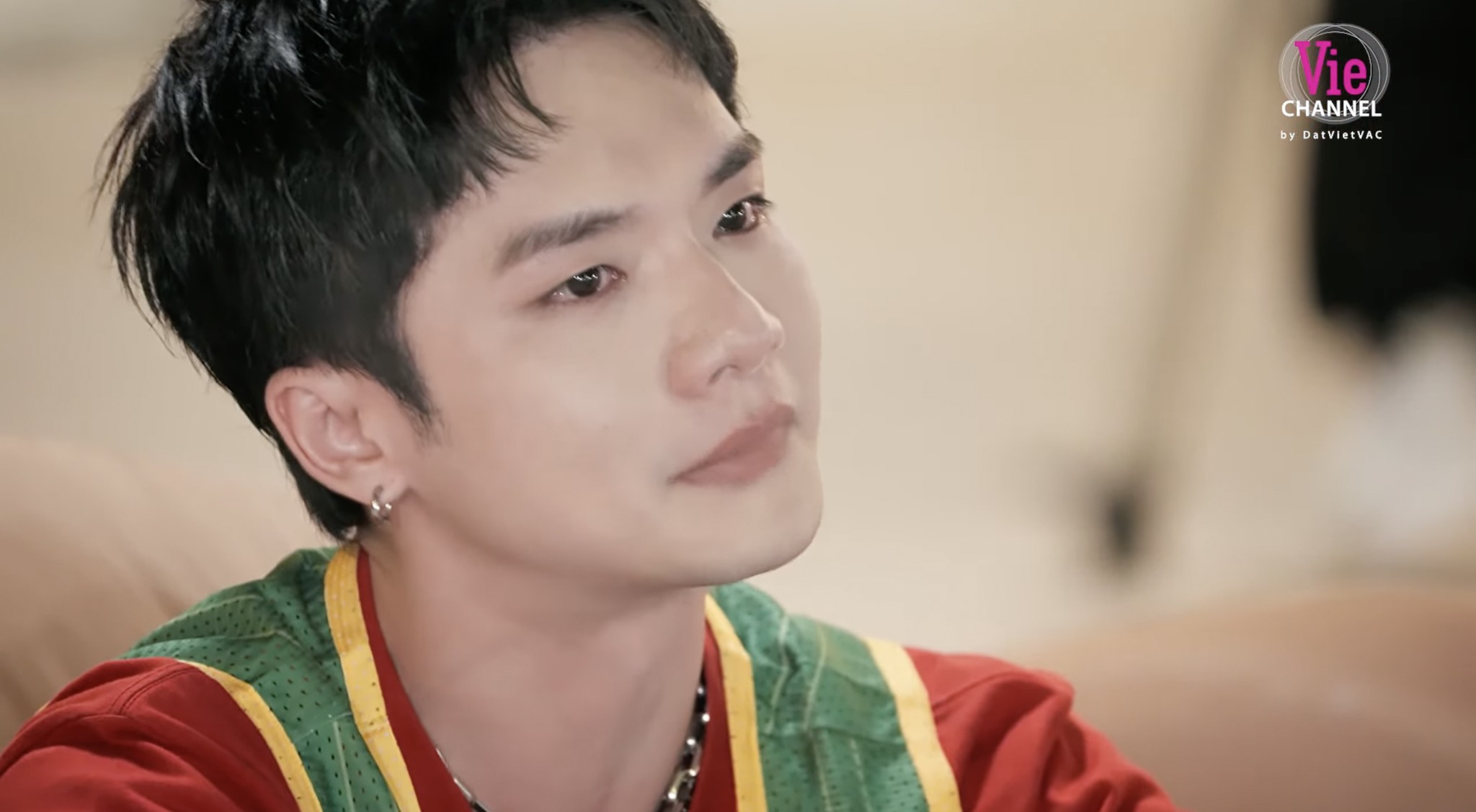 Anh trai say hi hay anh trai mít ướt? - Ảnh 3. Chuyện gì đang xảy ra khi cả dàn Anh trai say hi viral vì khóc? - Ảnh 3.