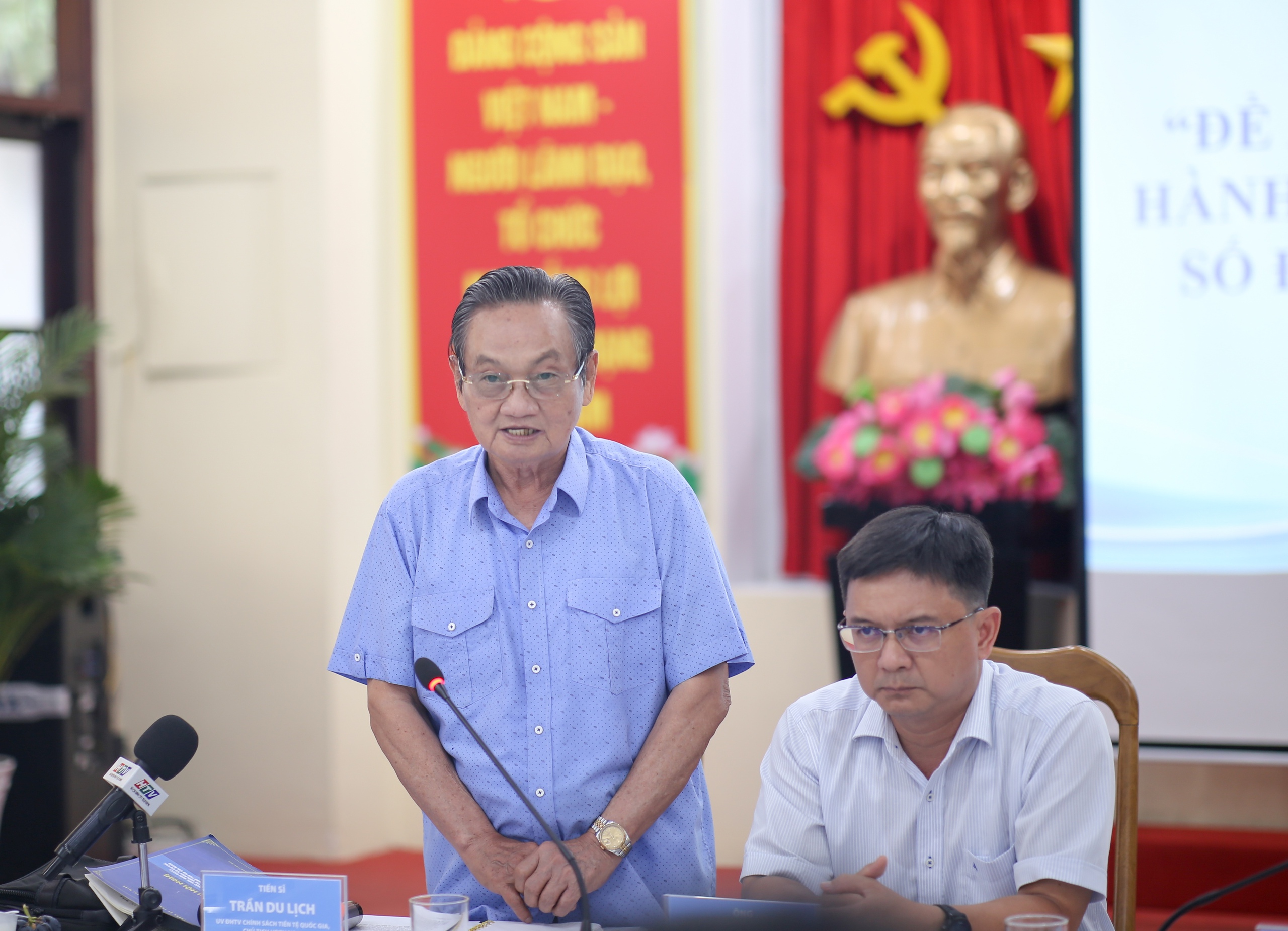 Chưa thu hút được nhà đầu tư chiến lược hạ tầng, chuyên gia gợi ý cho TP.HCM nhiều giải pháp - Ảnh 3.