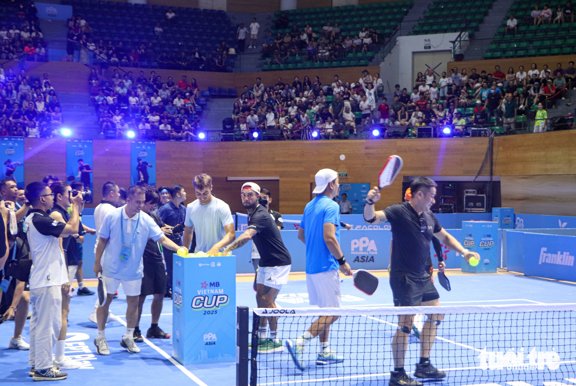 Ben Johns cùng sao Việt khuấy động đêm giao lưu pickleball tại Đà Nẵng - Ảnh 4.