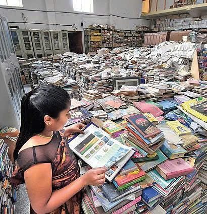 Người 'nông dân' Ấn Độ và ngôi nhà hơn 1 triệu cuốn sách - Ảnh 3. Ấn Độ - Ảnh 3.