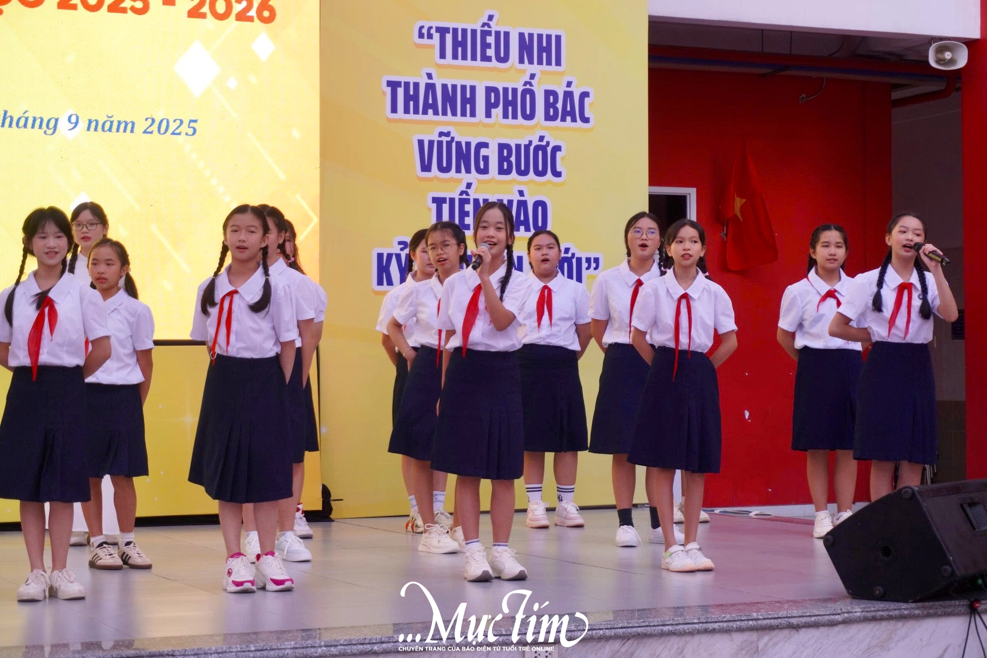 Teen Trường Trung học Thực hành Sài Gòn sẵn sàng cho năm học mới rực rỡ - Ảnh 2.