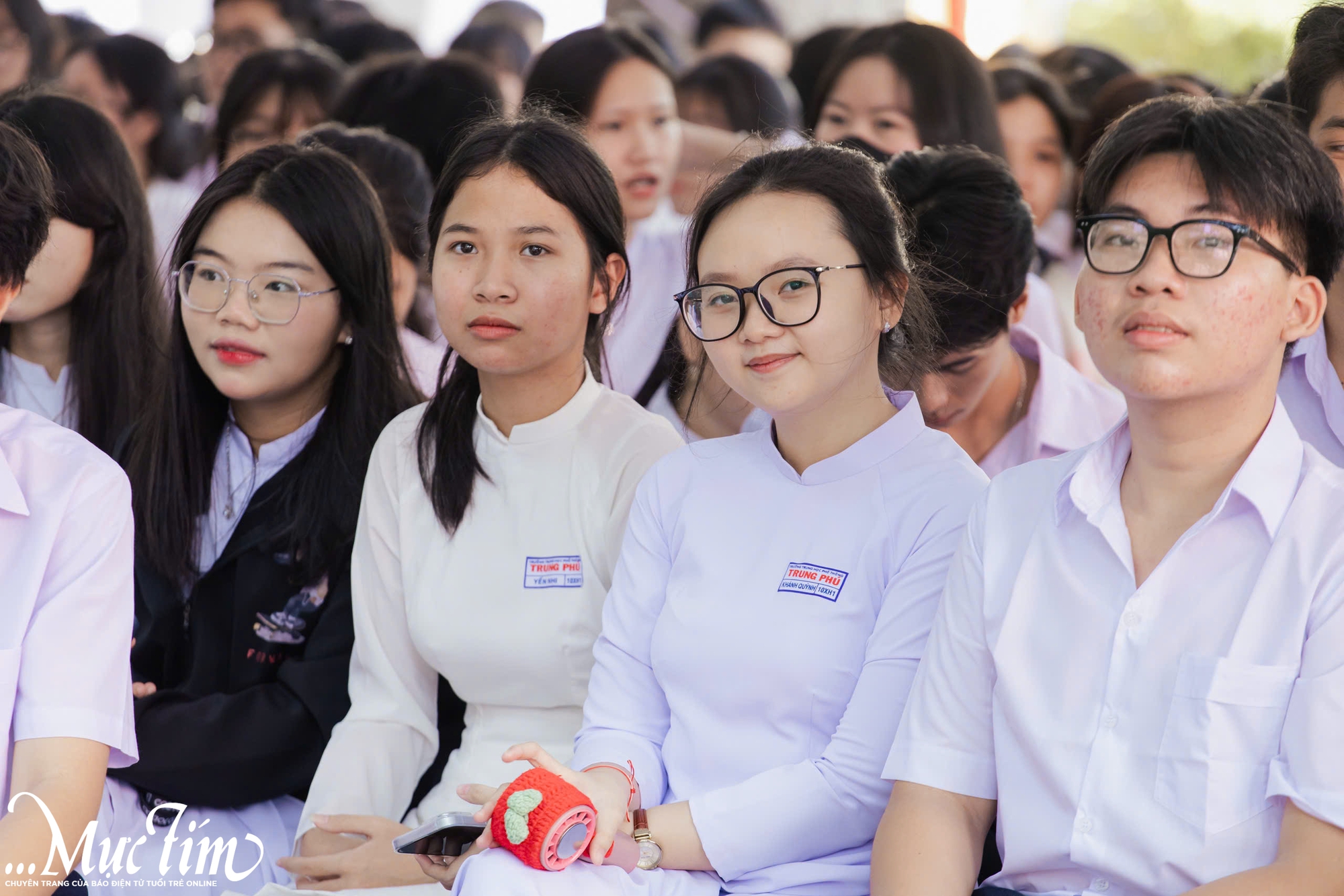 Teen Trường THPT Trung Phú rạng rỡ, quyết tâm trong ngày khai trường đặc biệt- Ảnh 27.