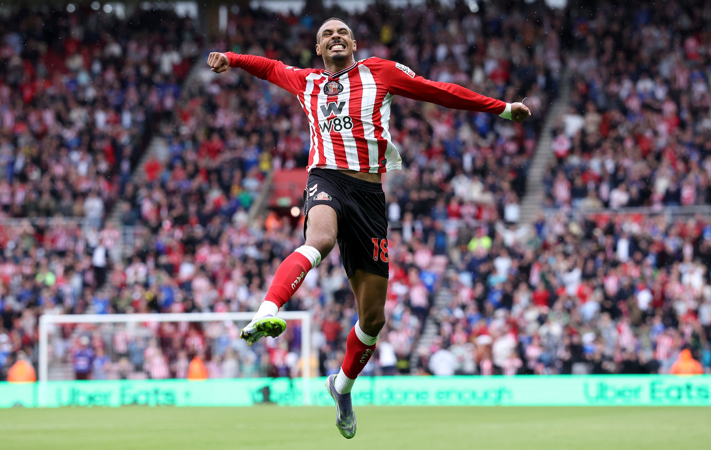 הפרמייר ליג מקדימה בהרבה טורנירים אחרים - תמונה 1. Premier League - Ảnh 1.