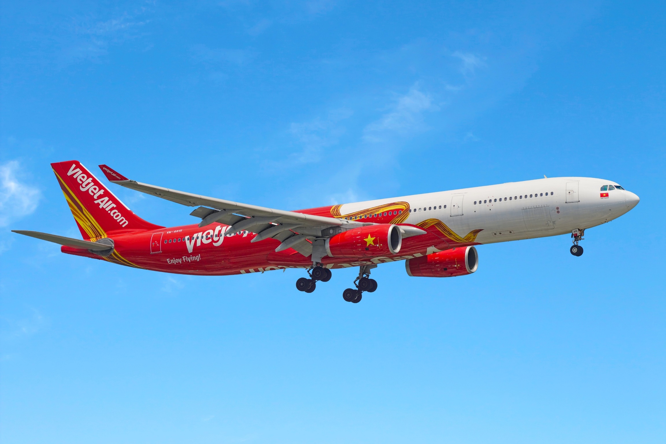 Vietjet được vinh danh Top hãng hàng không bền vững toàn cầu 2025 - Ảnh 2.