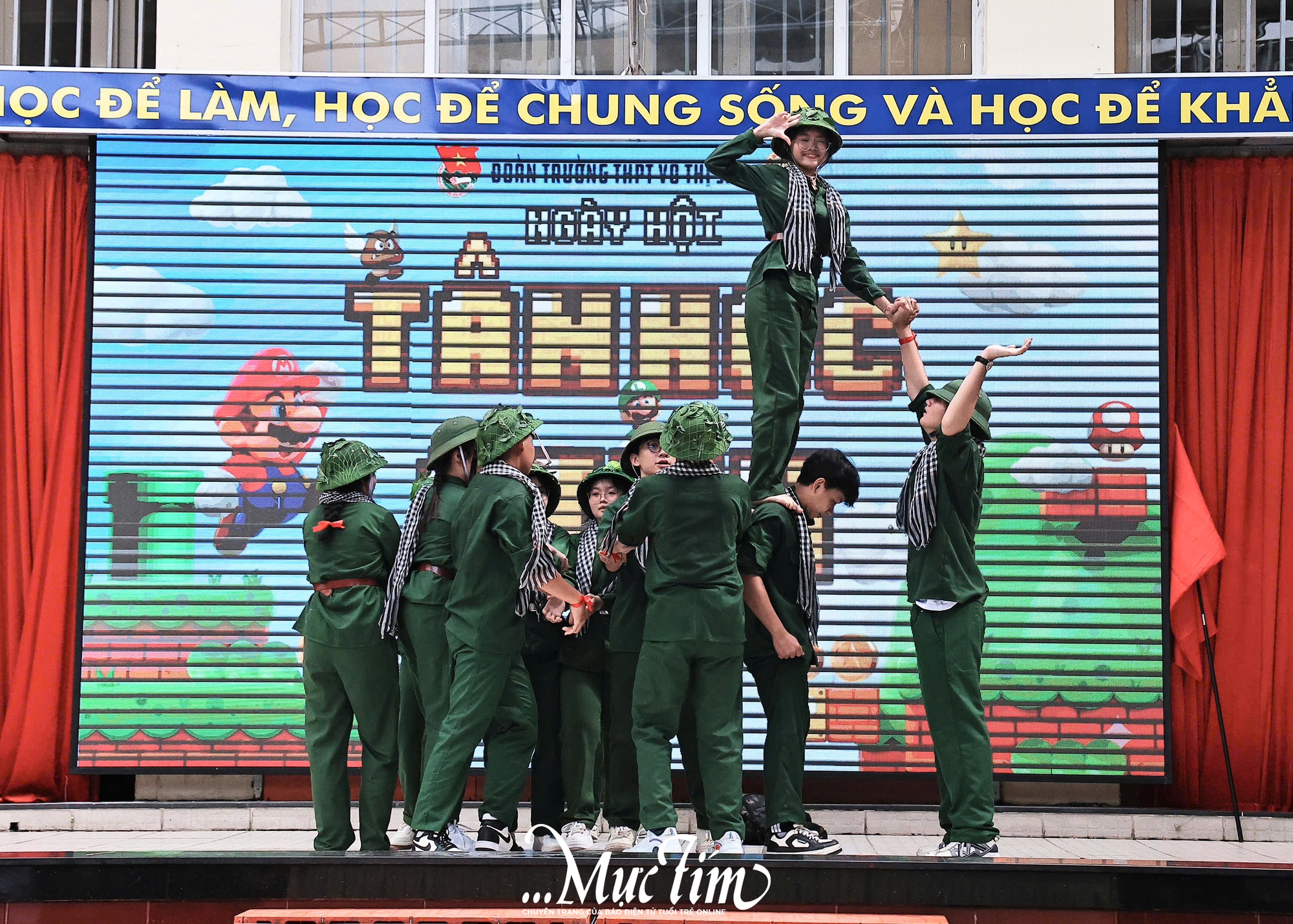 Tân binh trường THPT Võ Thị Sáu bùng nổ trong Ngày hội tân học sinh - Ảnh 4.
