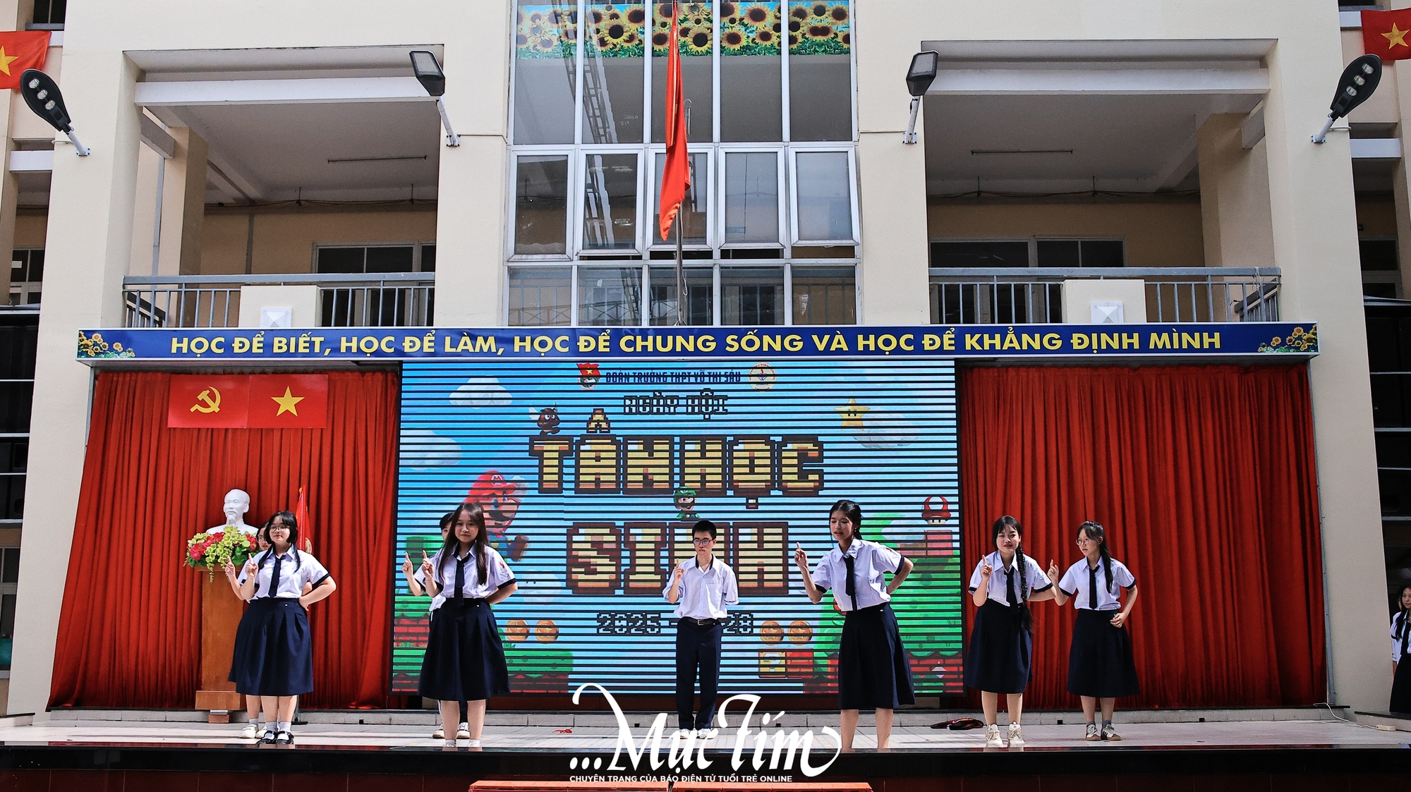 Tân binh trường THPT Võ Thị Sáu bùng nổ trong Ngày hội tân học sinh - Ảnh 8.