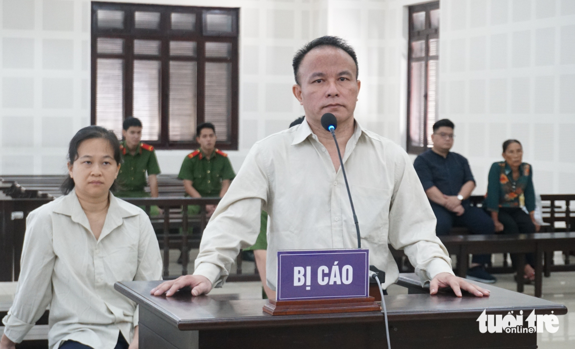 Cựu cán bộ Văn phòng UBND TP Đà Nẵng chiếm đoạt 5 lô đất sau khi được lãnh đạo TP nhờ đứng tên - Ảnh 1.