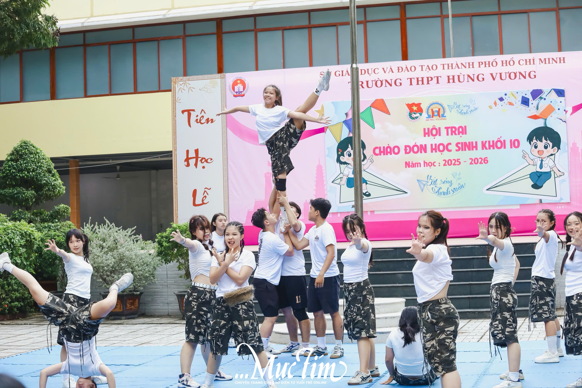 ‘Bắt sóng thanh xuân’ cùng 'tân binh' Trường THPT Hùng Vương- Ảnh 9.