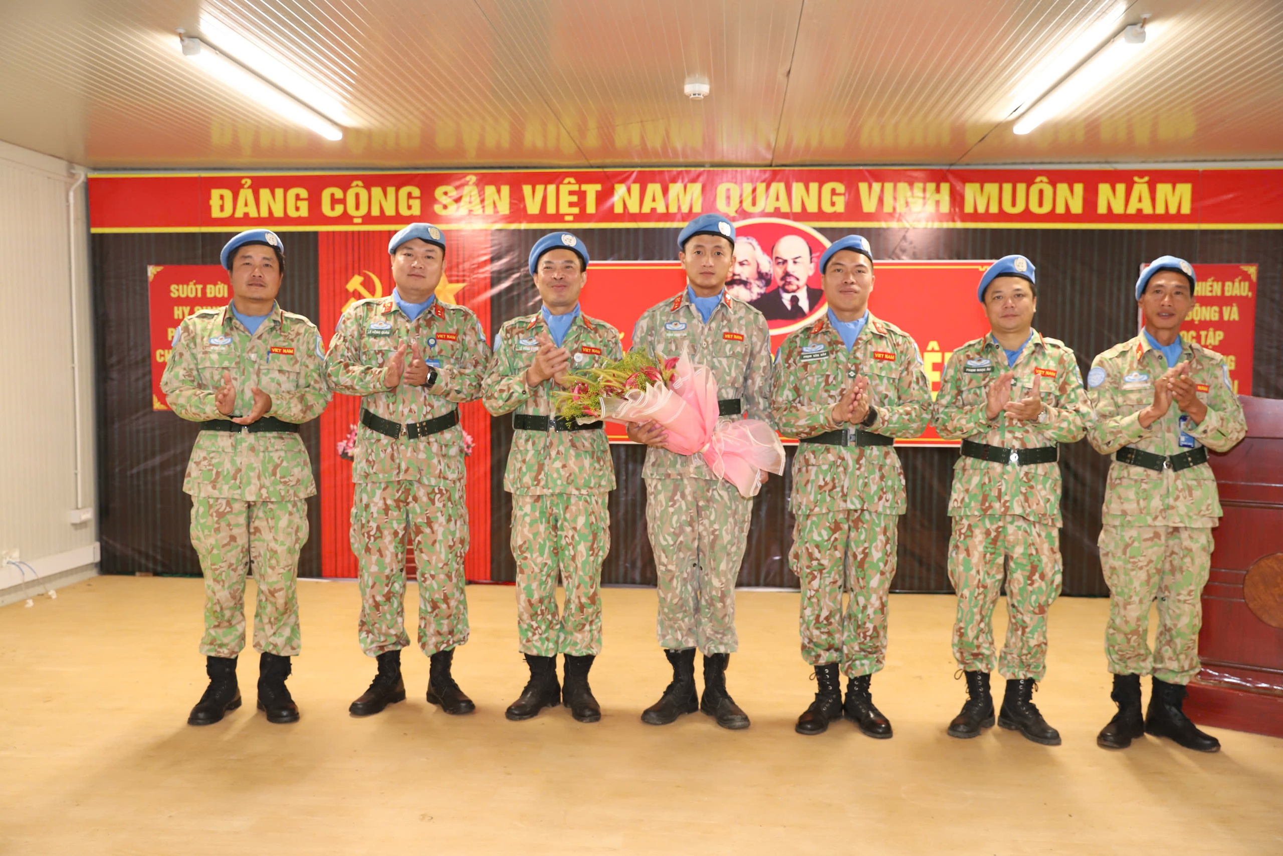 kết nạp đảng - Ảnh 3.