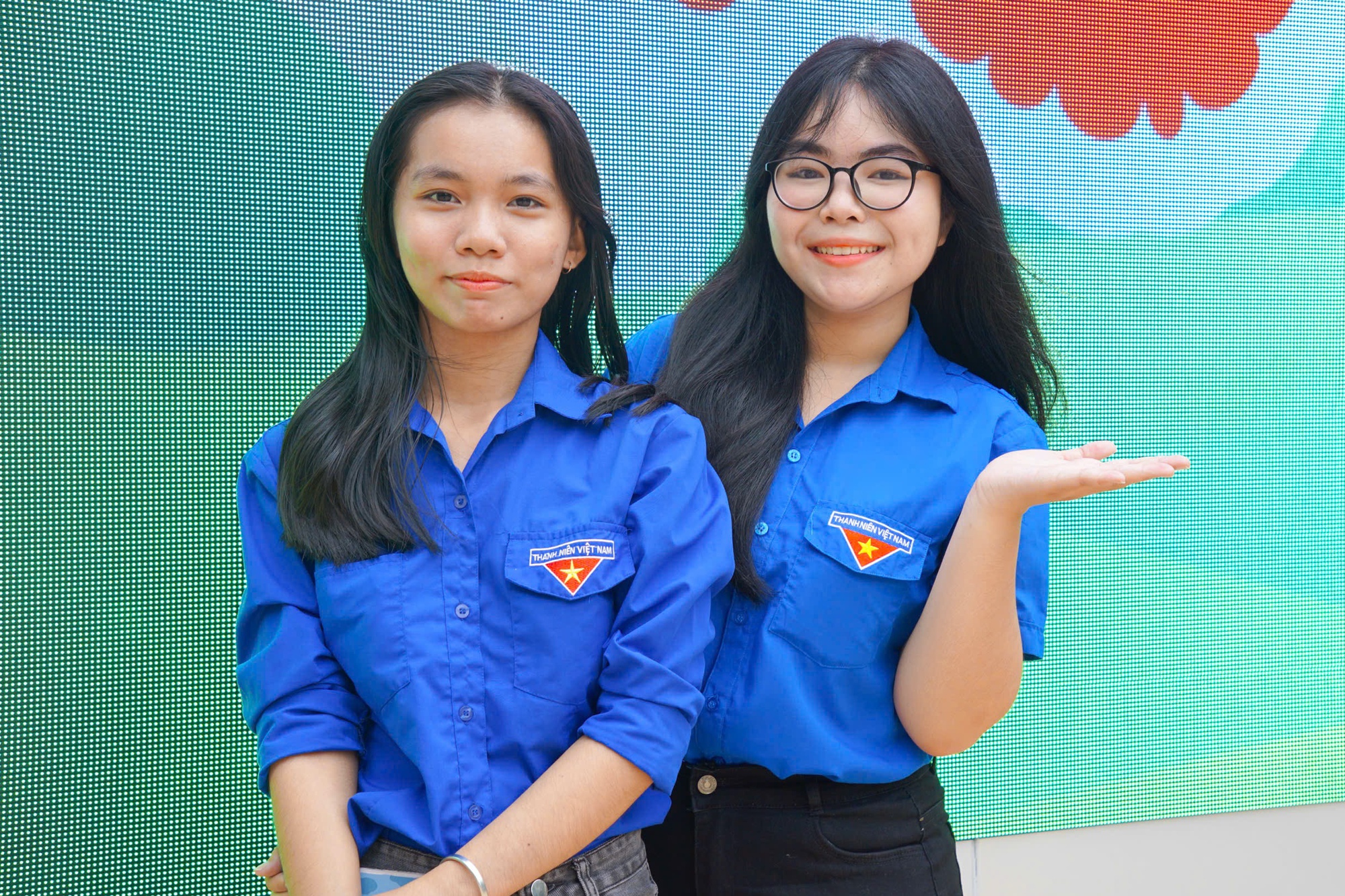 Nạp đầy năng lượng tại Ngày hội chào đón học sinh khối 10 Trường THPT Hồ Thị Bi - Ảnh 3.