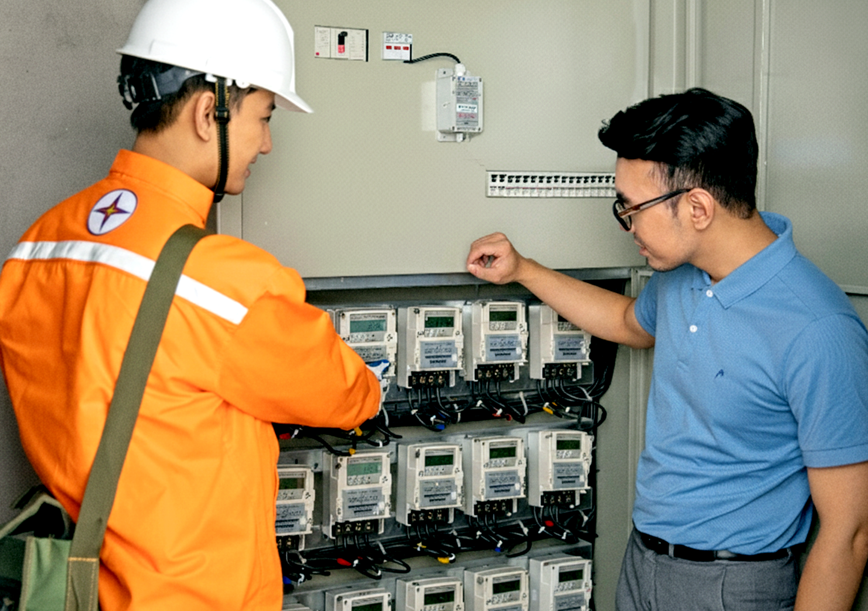Bộ Công Thương phản hồi đề xuất tính giá điện sinh hoạt theo khung giờ hoạt động thay bậc thang - Ảnh 1.
