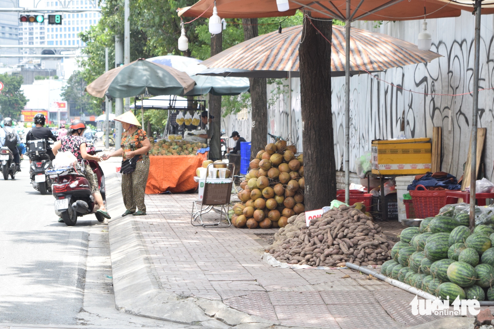 vỉa hè - Ảnh 1.