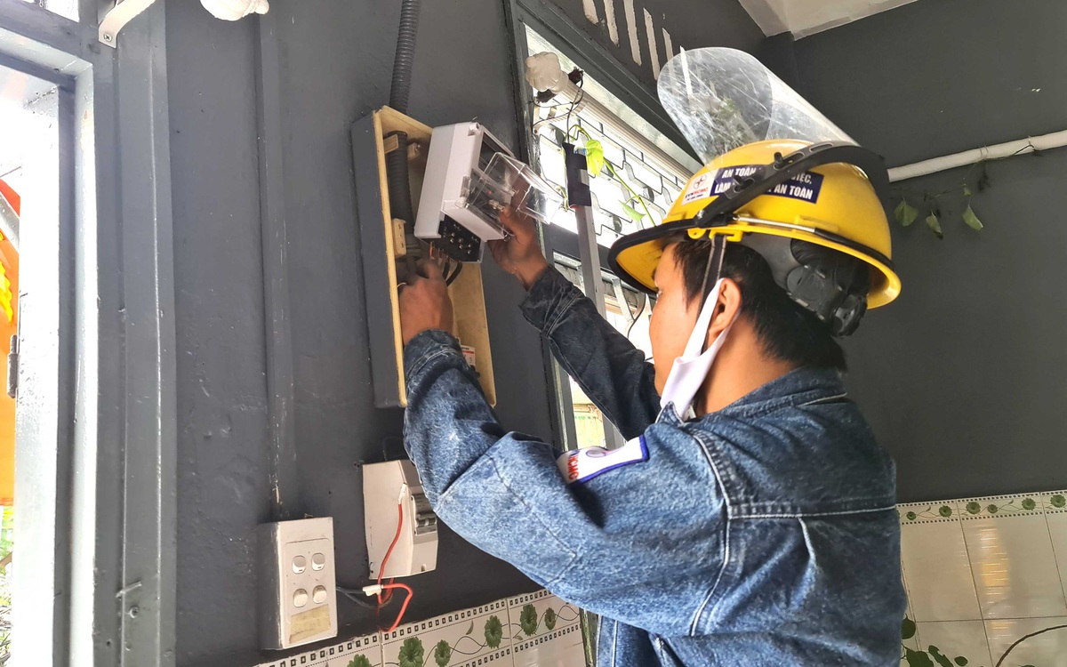 Lắp thêm công tơ để đối chứng hóa đơn tiền điện, cần lưu ý gì? - Ảnh 2.