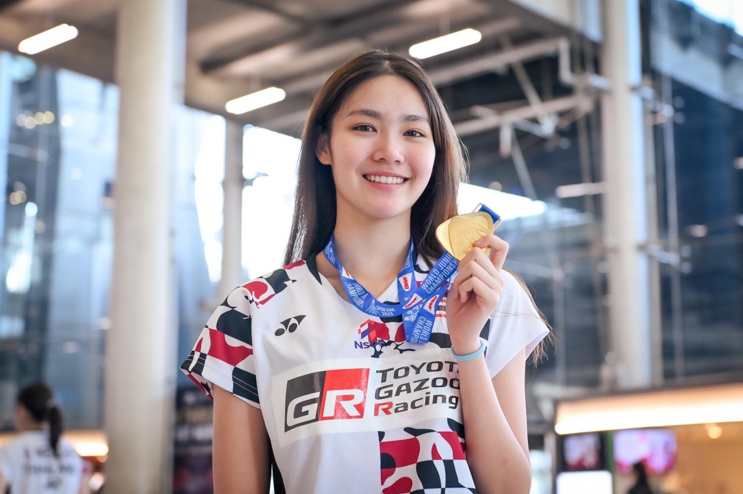 The beauty of 18 -year -old Thai badminton player is causing fever - Photo 6.