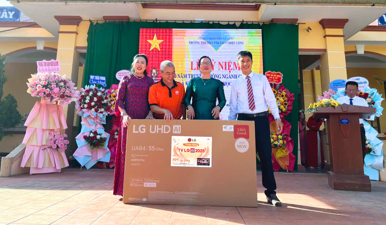 FPT và LG mang công nghệ kiến tạo 'lớp học thông minh' đến 80 trường khó khăn - Ảnh 1. lớp học thông minh - Ảnh 1.