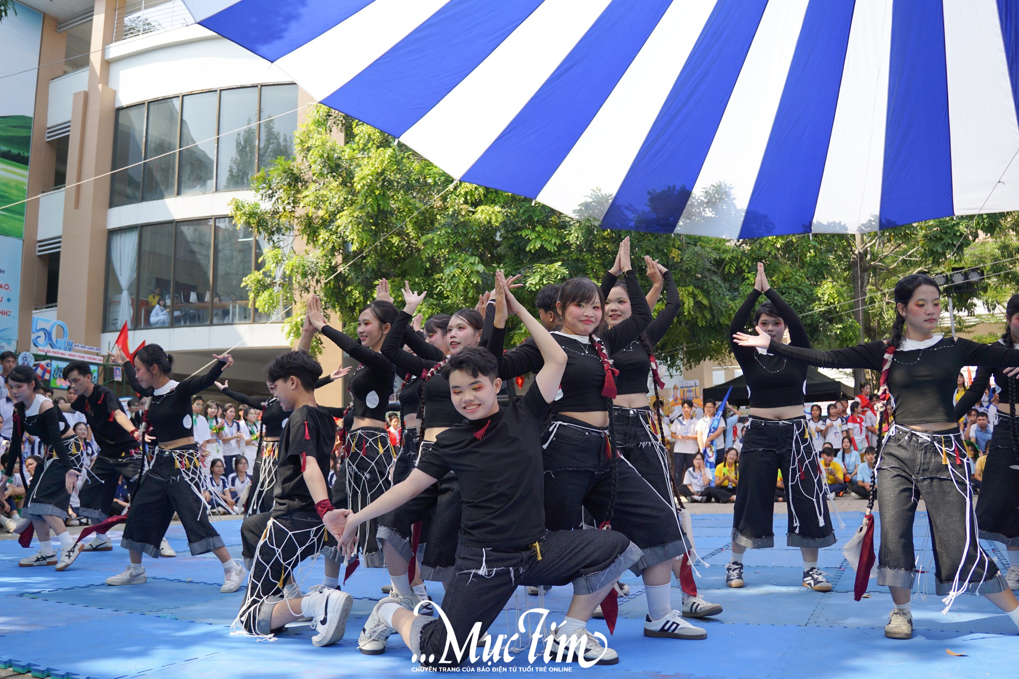 Biểu diễn võ nhạc, thiết kế ấn phẩm số và những điều chỉ có tại Hội trại truyền thống 9-1 cụm 1 - Ảnh 10.