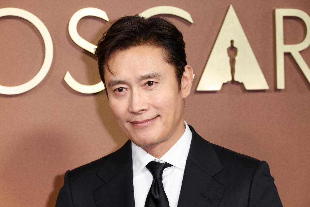 Lee Byung Hun có cảm giác 'như đang mơ' khi nói về đề cử Quả cầu vàng ...