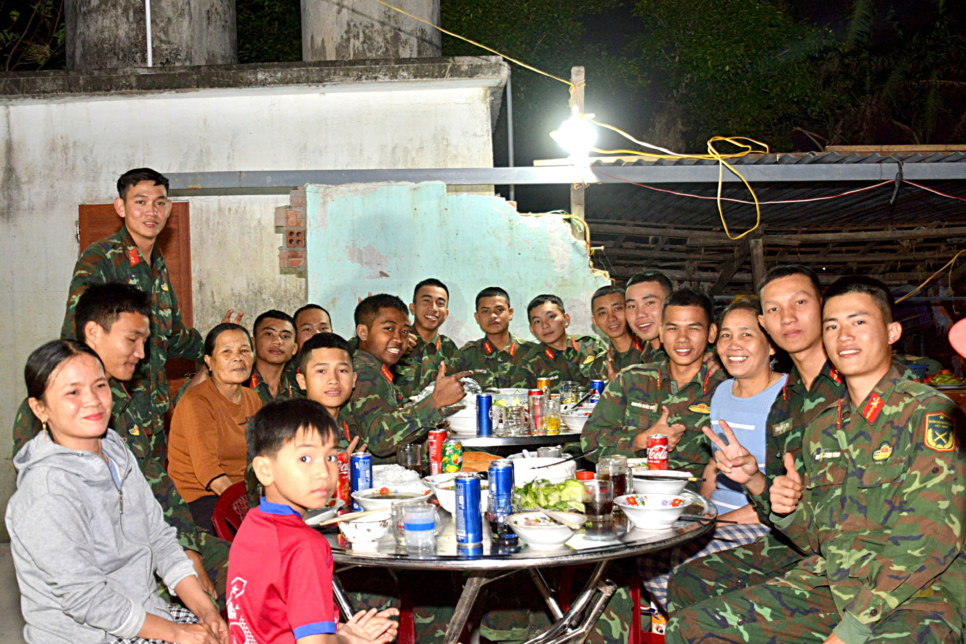 hòa thịnh - Ảnh 1.