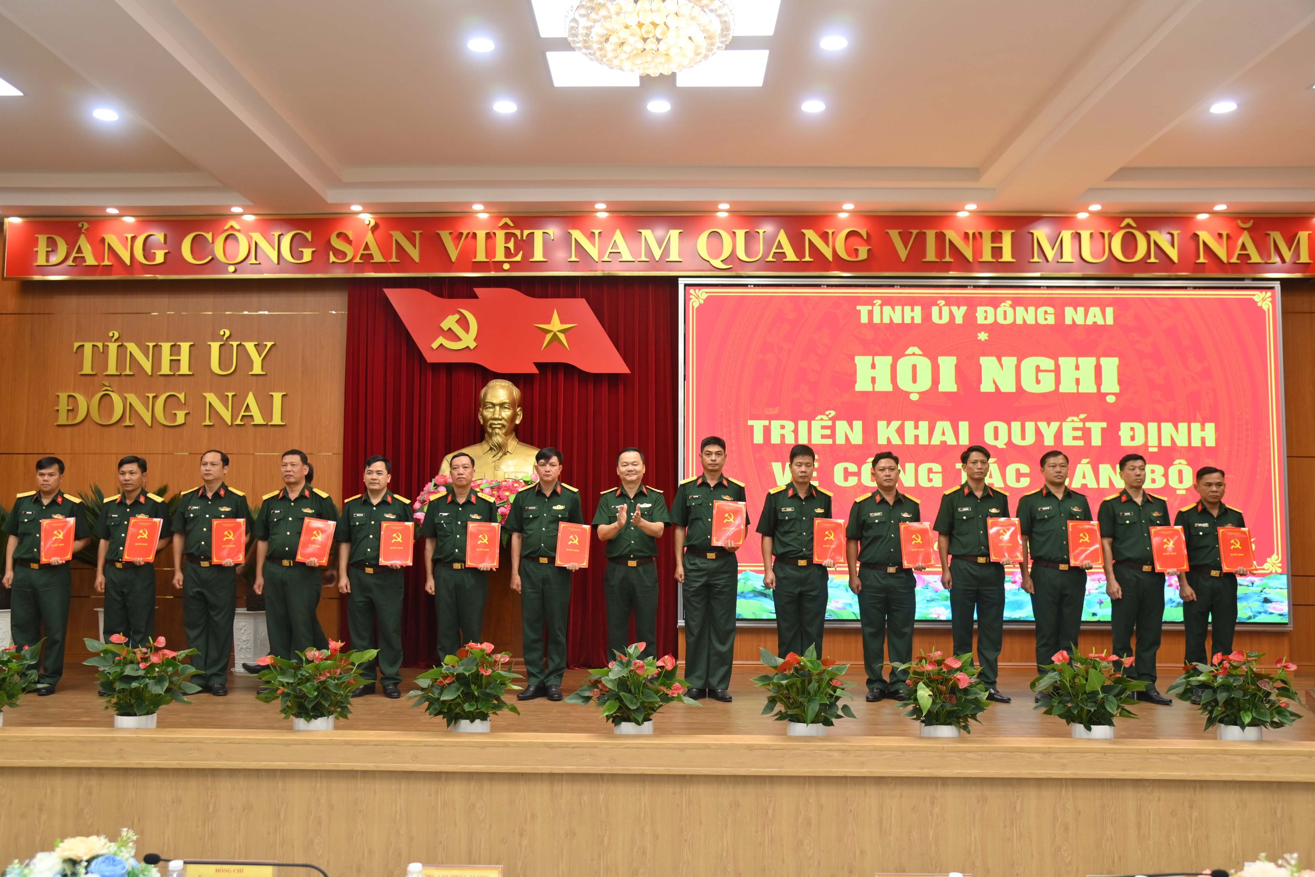 chỉ huy trưởng - Ảnh 1.