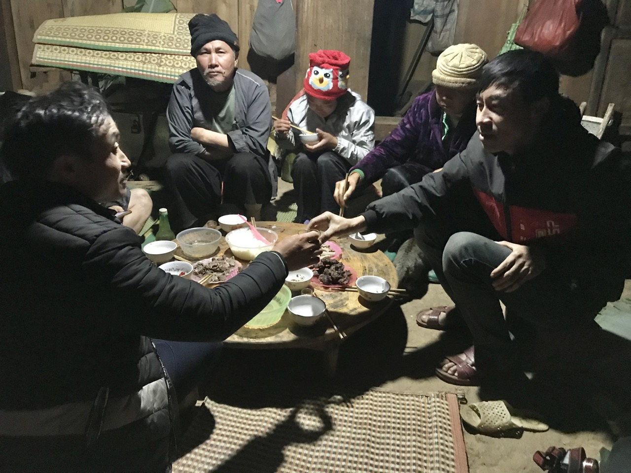 Ngôi nhà - Ảnh 1.