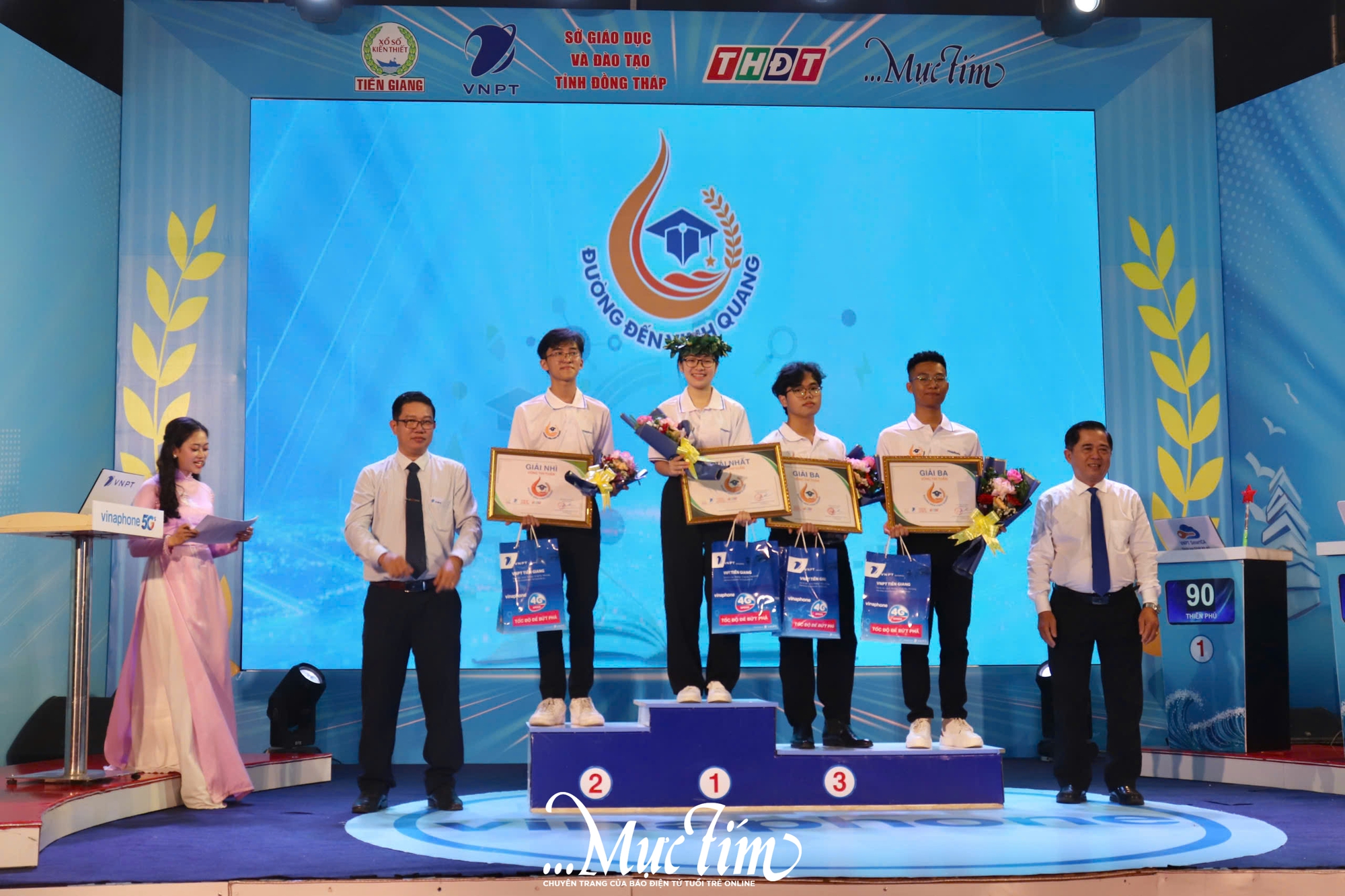 Quán quân Đường đến vinh quang giỏi tiếng Anh nhờ nghe nhạc Taylor Swift, xem phim Harry Potter- Ảnh 1.