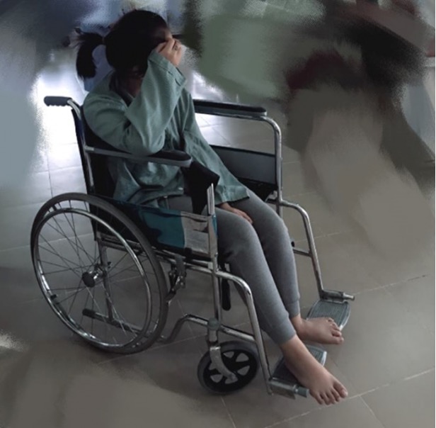 Sử dụng 'bóng cười' từ khi học cấp 2, nữ sinh đến viện vẫn mang theo ‘bình khí cười' - Ảnh 1. bóng cười - Ảnh 1.