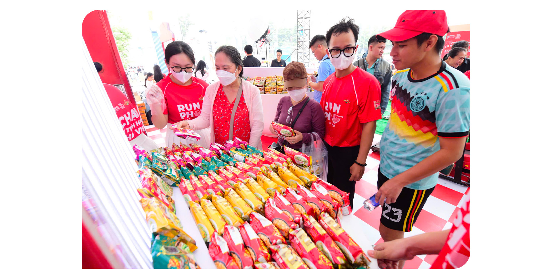 Phở gói ‘len’ vào cuộc sống hiện đại như thế nào? - Ảnh 8.