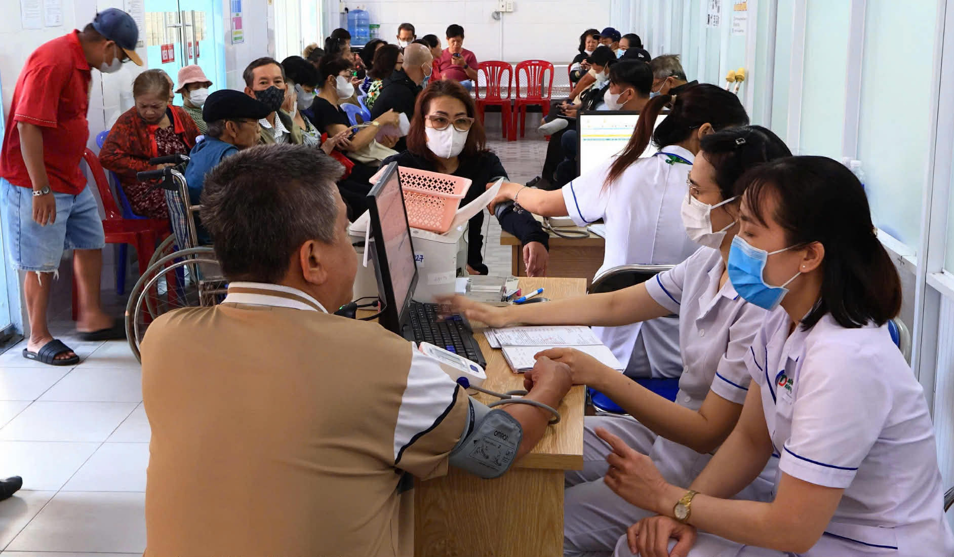 trạm y tế - Ảnh 1.