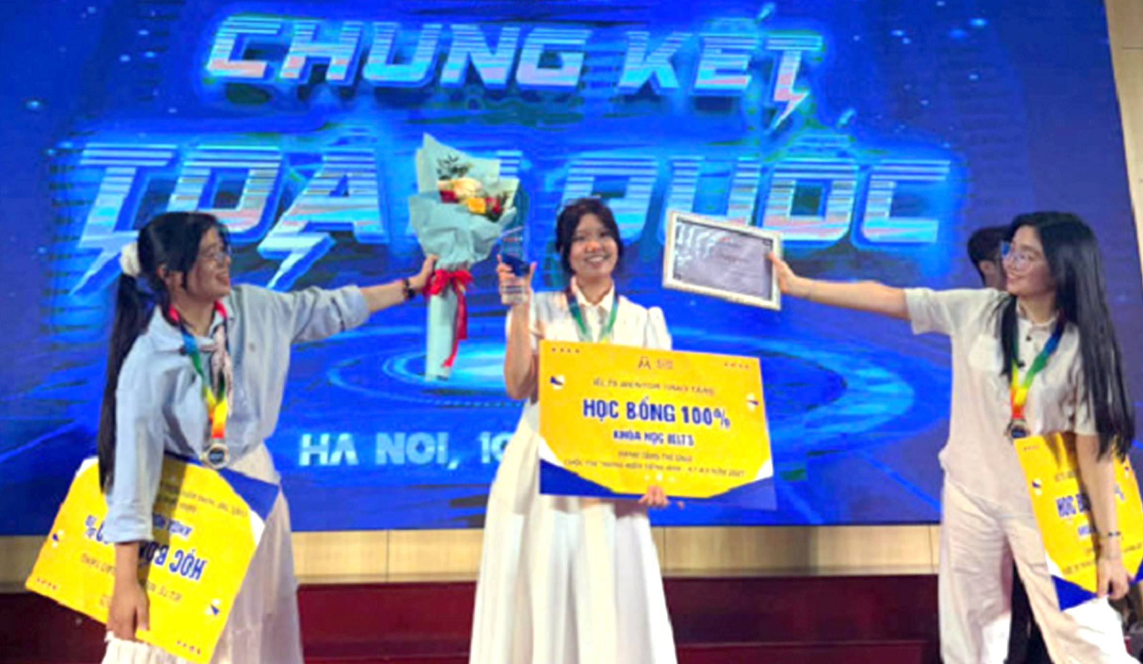 ngoại ngữ - Ảnh 1.