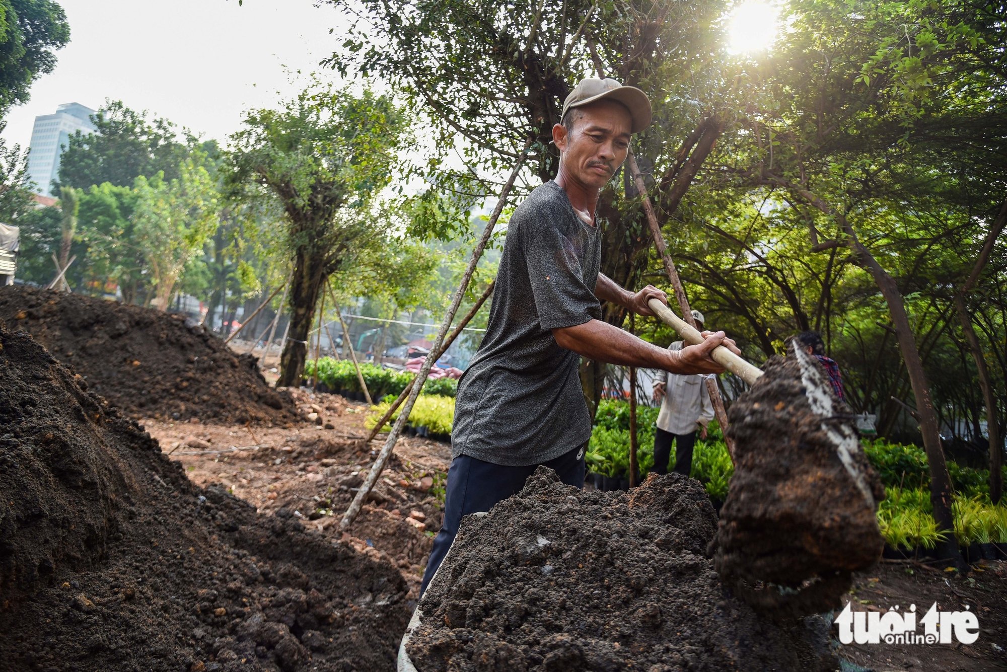 Thay áo mới đón Tết cho các 'khu đất vàng' ở TP.HCM - Ảnh 4.