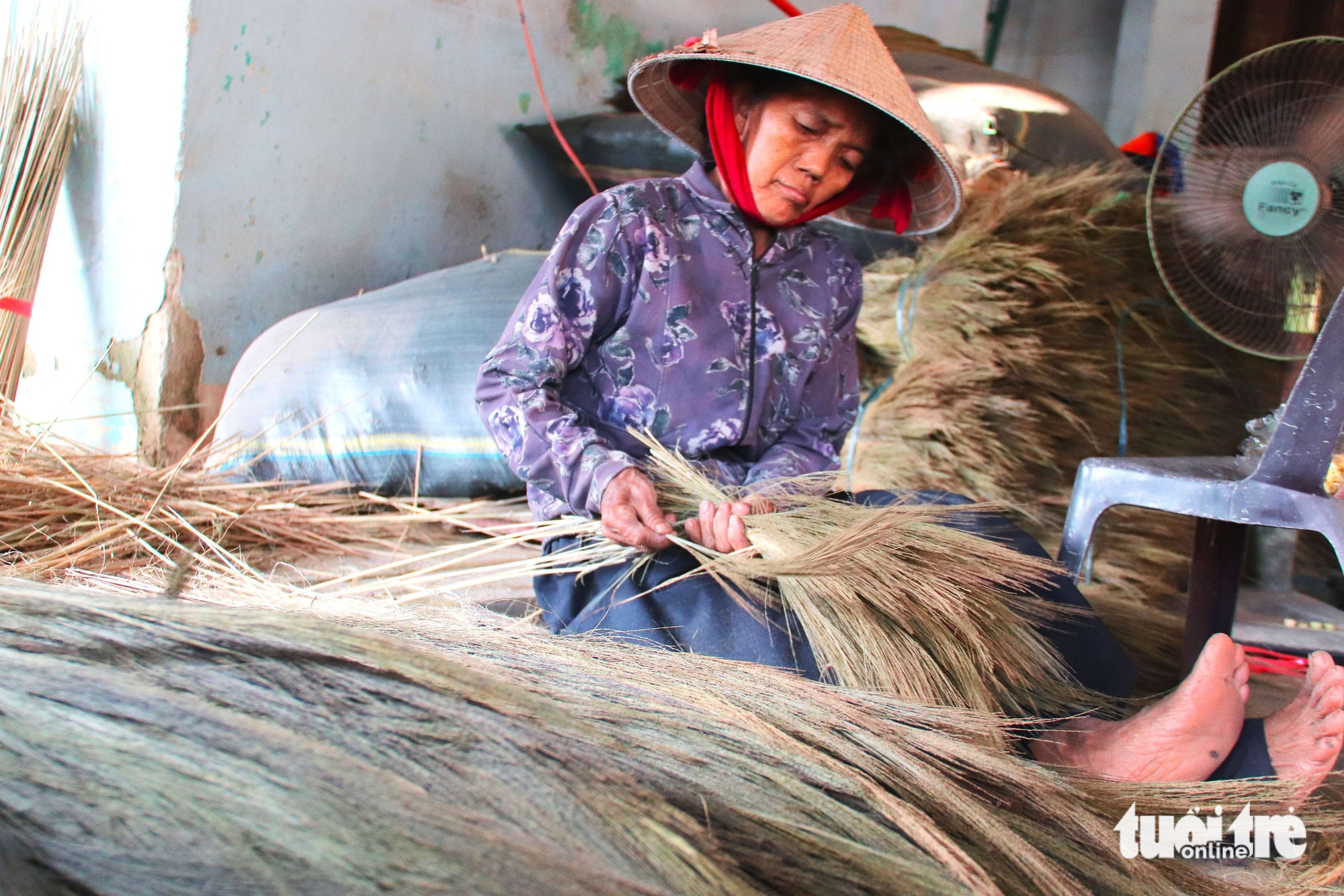 chổi đót - Ảnh 4.