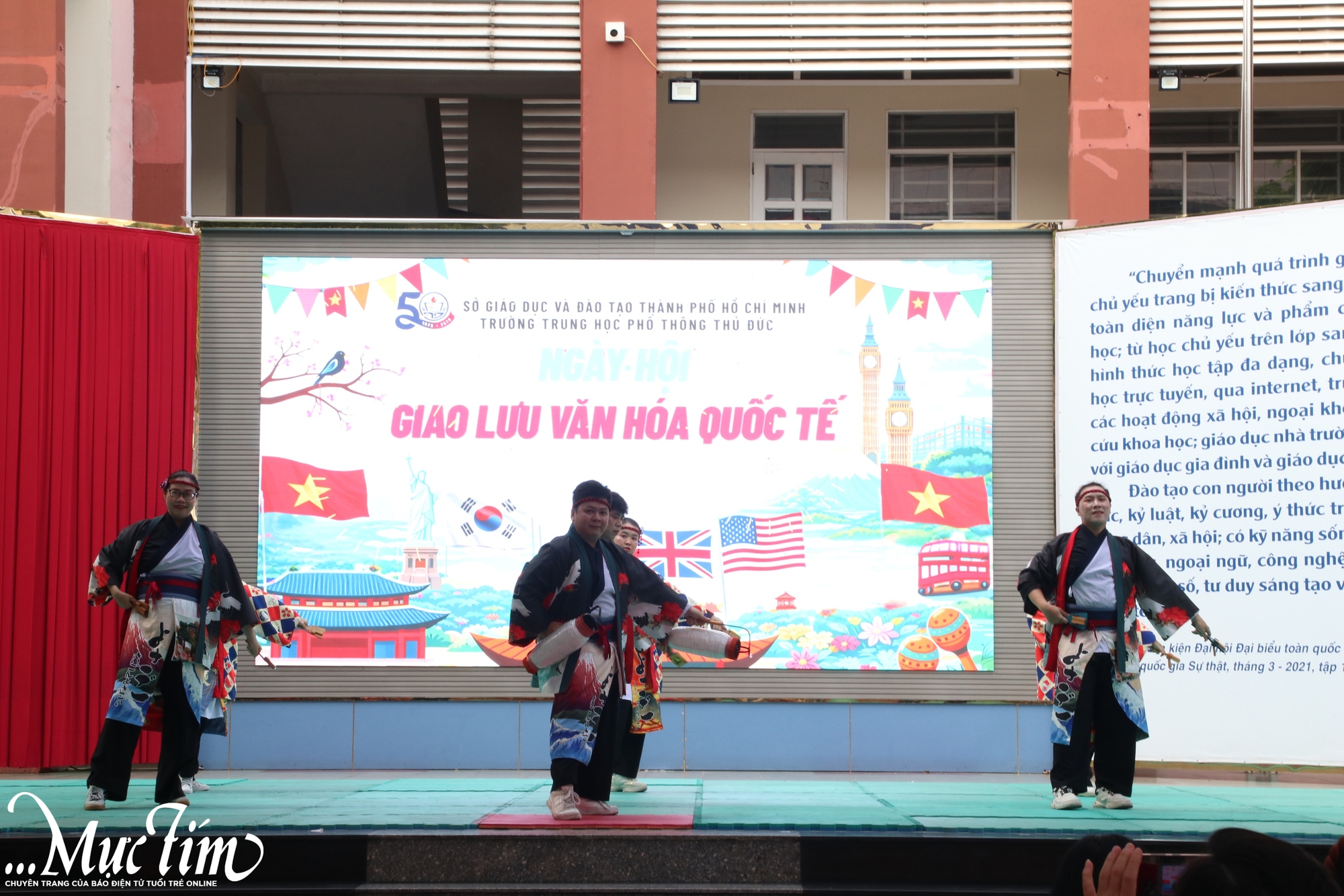 Sắc màu văn hóa các quốc gia tràn ngập Trường THPT Thủ Đức- Ảnh 7.