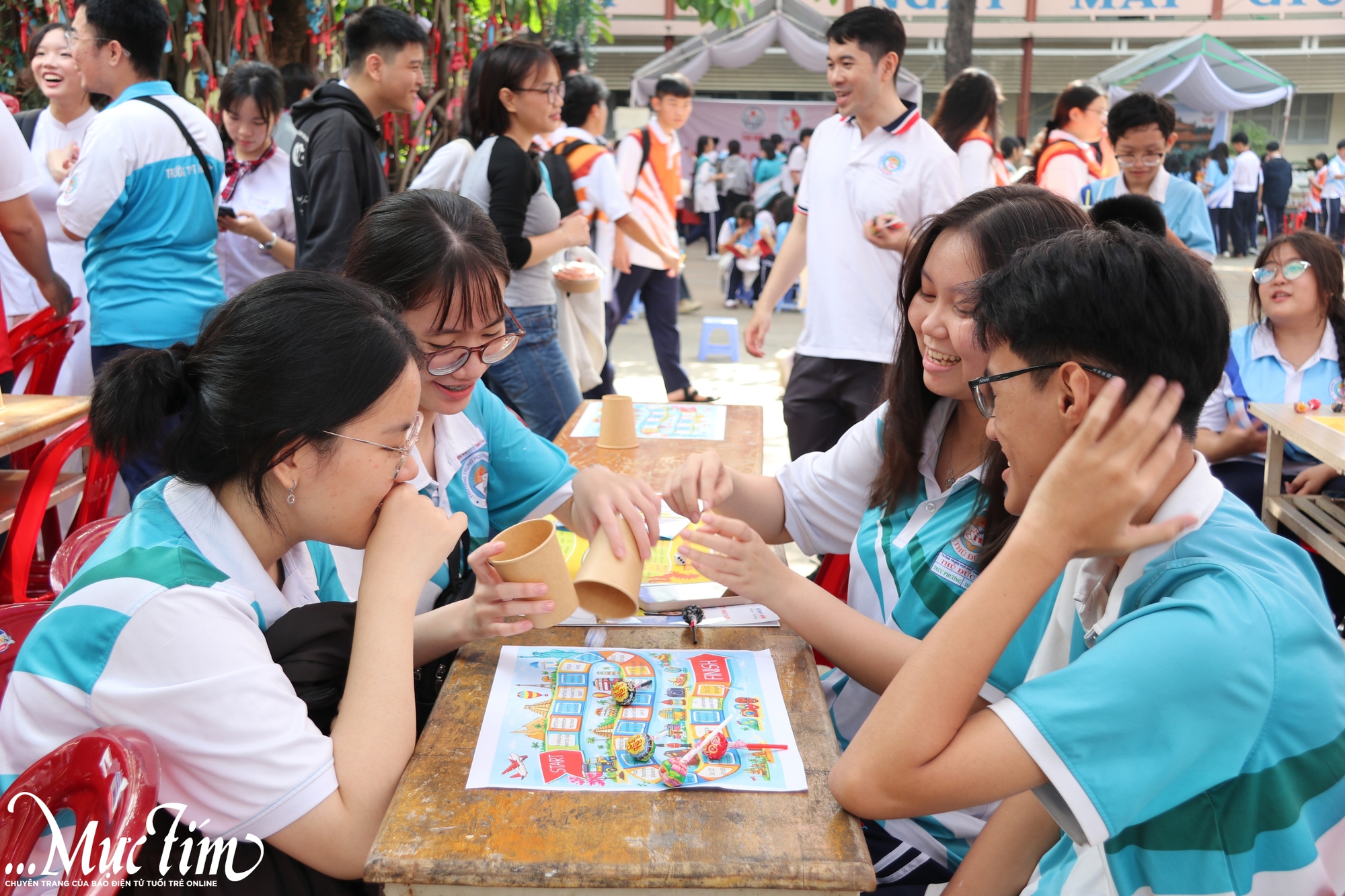 Sắc màu văn hóa các quốc gia tràn ngập Trường THPT Thủ Đức- Ảnh 9.