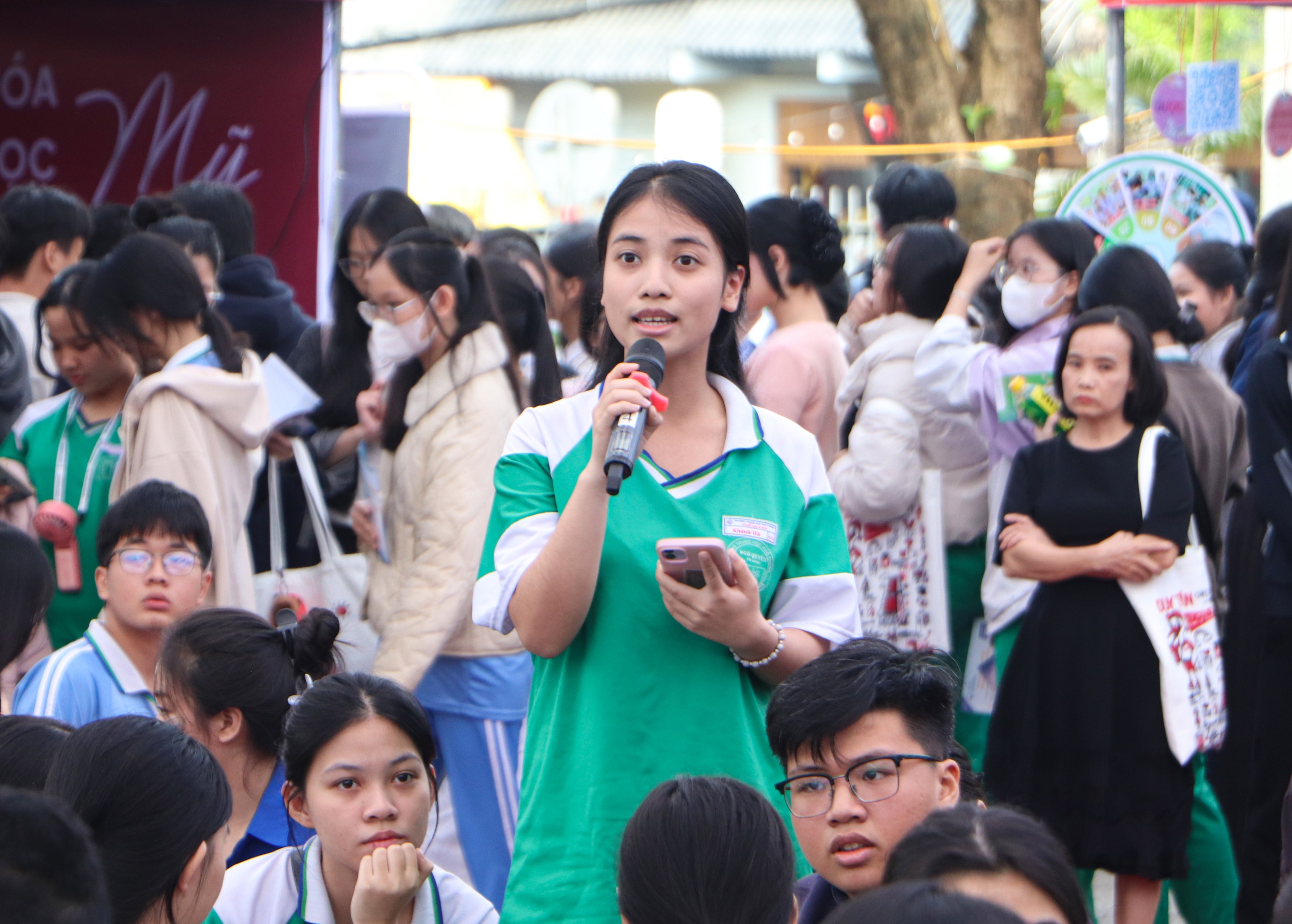 Nếu học du lịch, có sợ bị AI thay thế không? - Ảnh 4.