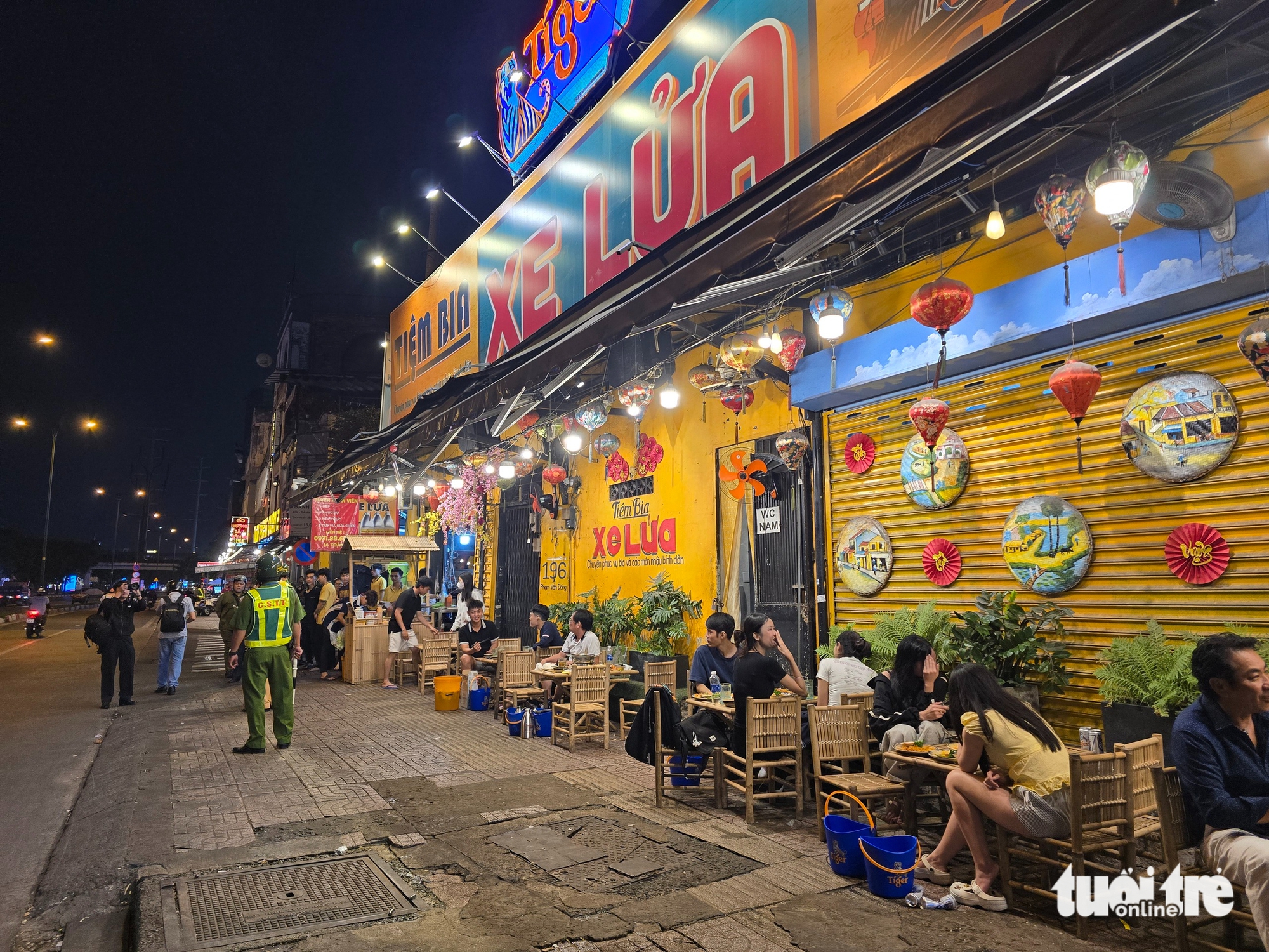 vỉa hè - Ảnh 9.