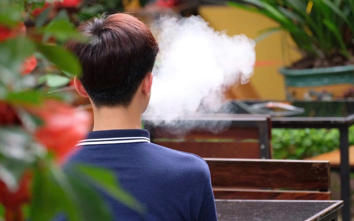 Vietnam police bust massive e-cigarette trading ring, seize 50,000 products - Ảnh 1. Vietnam police bust massive e-cigarette trading ring, seize 50,000 products - Ảnh 1.