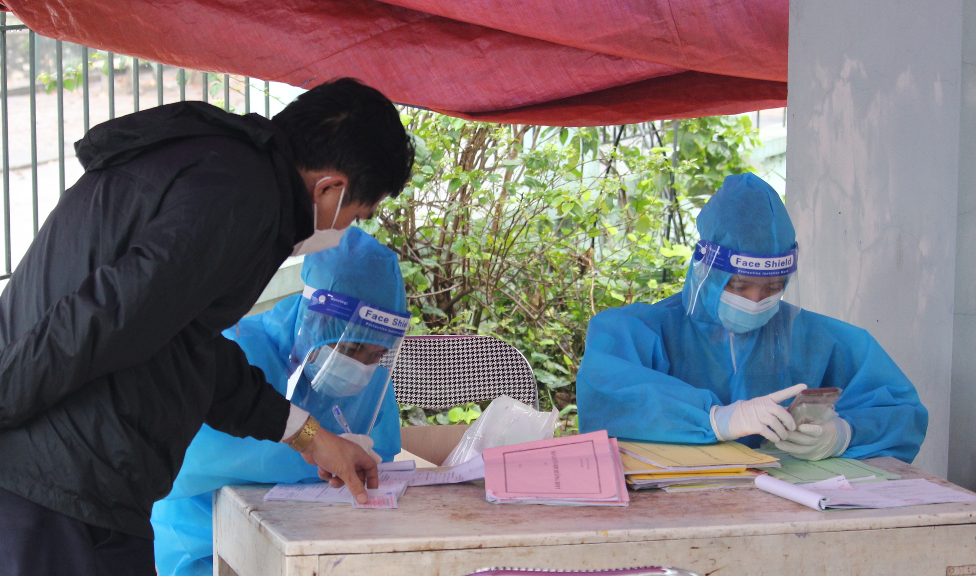 trạm y tế - Ảnh 1.