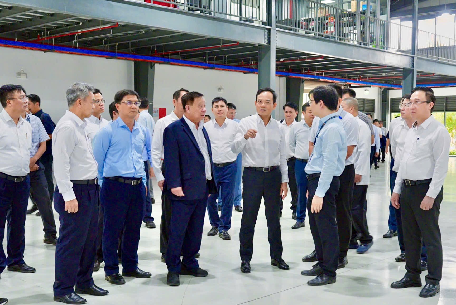 TP.HCM: Tuyển thẳng người tài, trả lương thêm tới 300% - Ảnh 1.