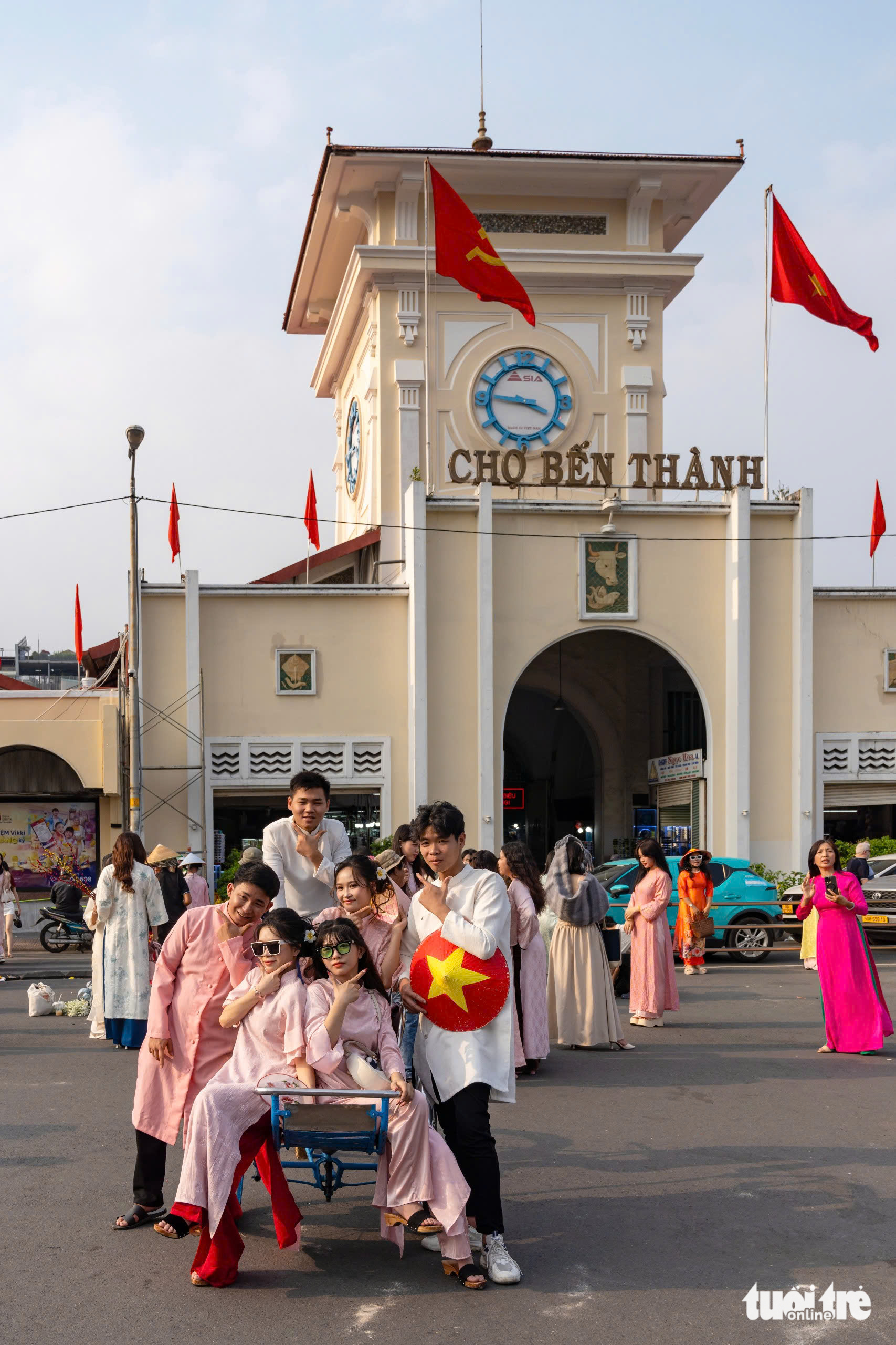 Những địa điểm check-in Tết sớm không thể bỏ qua tại TP.HCM - Ảnh 3.