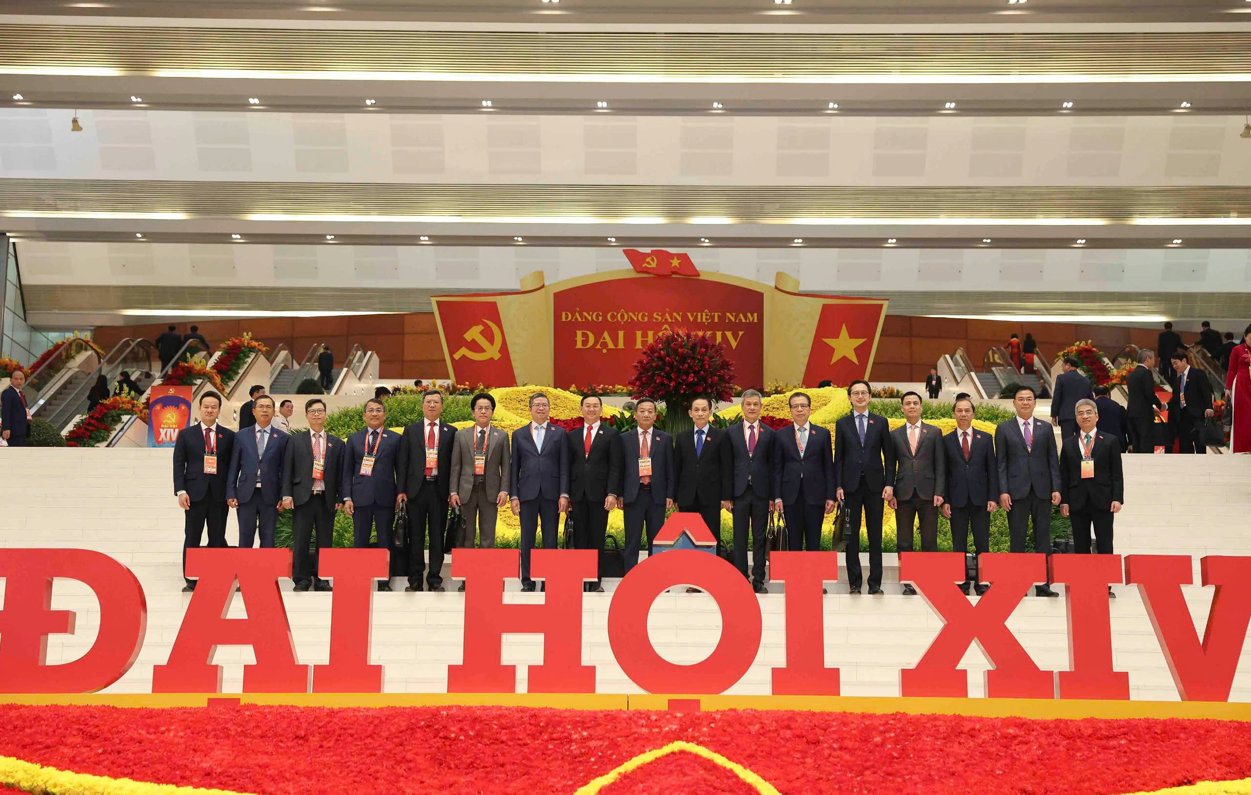 Đại hội - Ảnh 5.