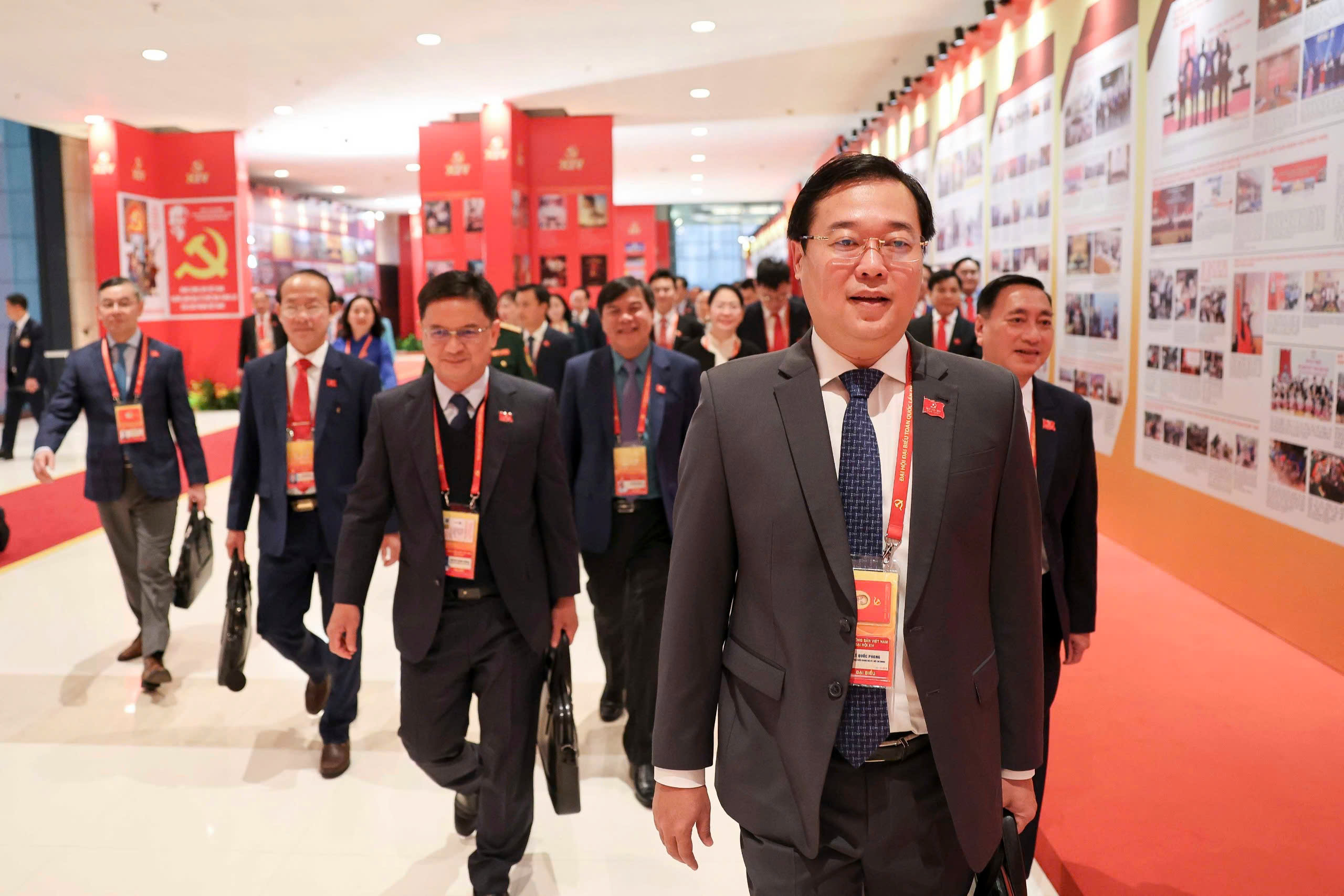 Hôm nay, Đại hội XIV của Đảng thảo luận tại hội trường các nội dung văn kiện - Ảnh 3.