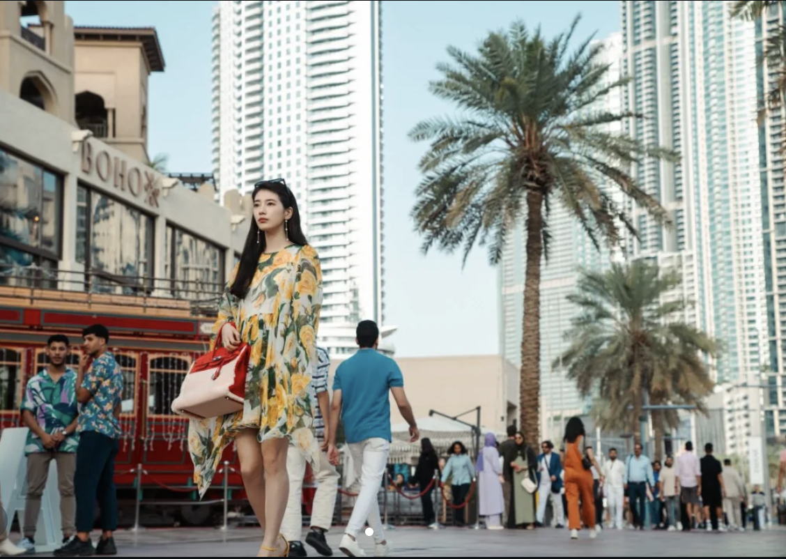 Ngoài Can this love be translated?, 4 phim Hàn này cũng được quay tại nhiều quốc gia- Ảnh 9.