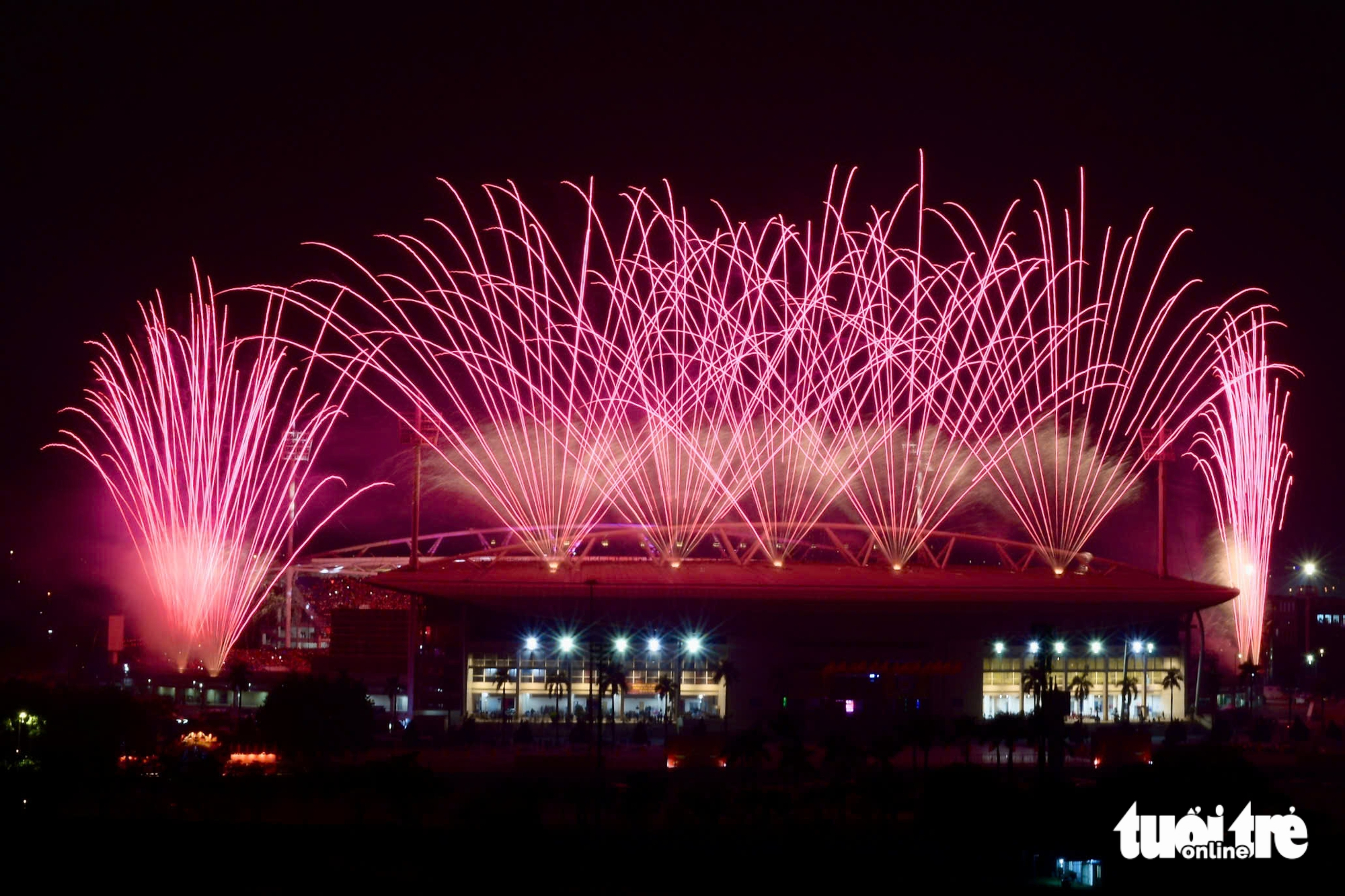 Pháo hoa - Ảnh 1.