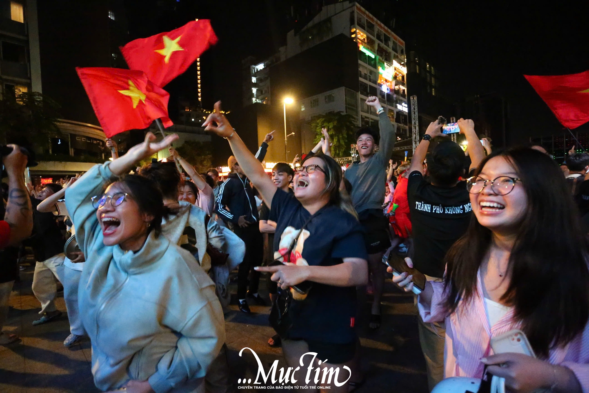 U23 Việt Nam thắng nghẹt thở trên chấm 11m, người hâm mộ vỡ òa cảm xúc- Ảnh 5.