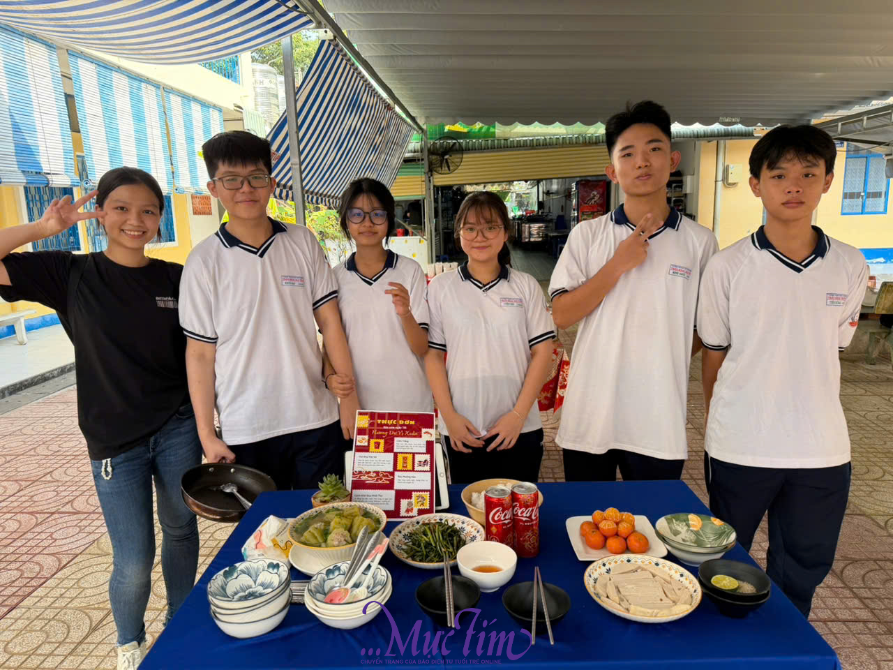 Teen Trường THPT Trần Khai Nguyên đi chợ, nấu ăn đón Tết- Ảnh 3.