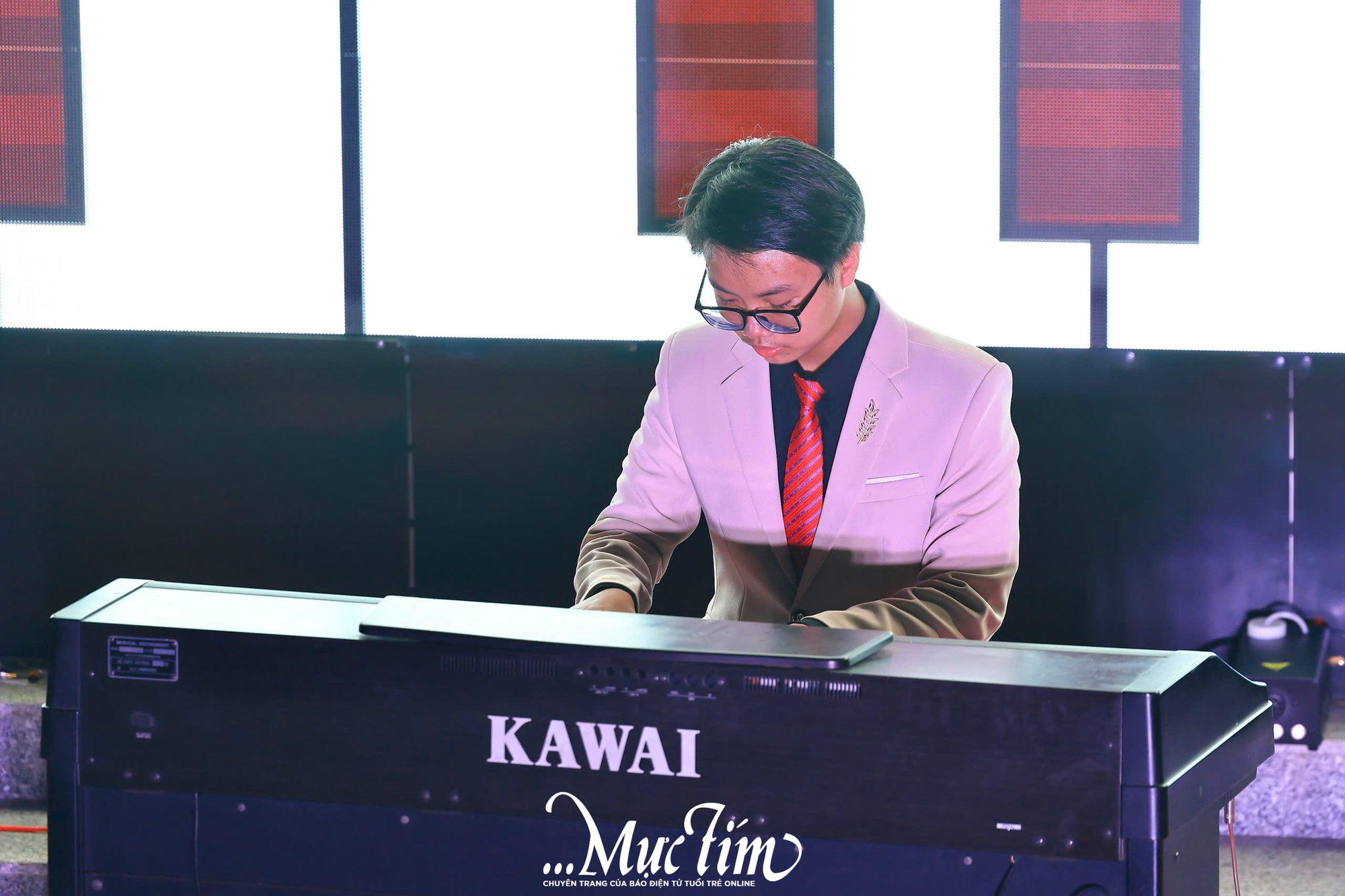 Mãn nhãn đêm hội tài năng của teen Trường THCS Hoàng Văn Thụ - Ảnh 10.