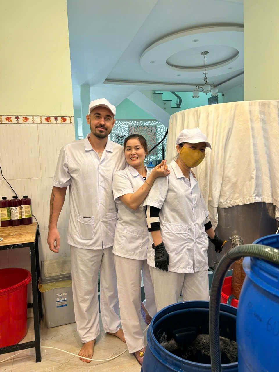 Chàng trai Nga làm kombucha từ nguyên liệu Việt - Ảnh 4. kombucha - Ảnh 4.